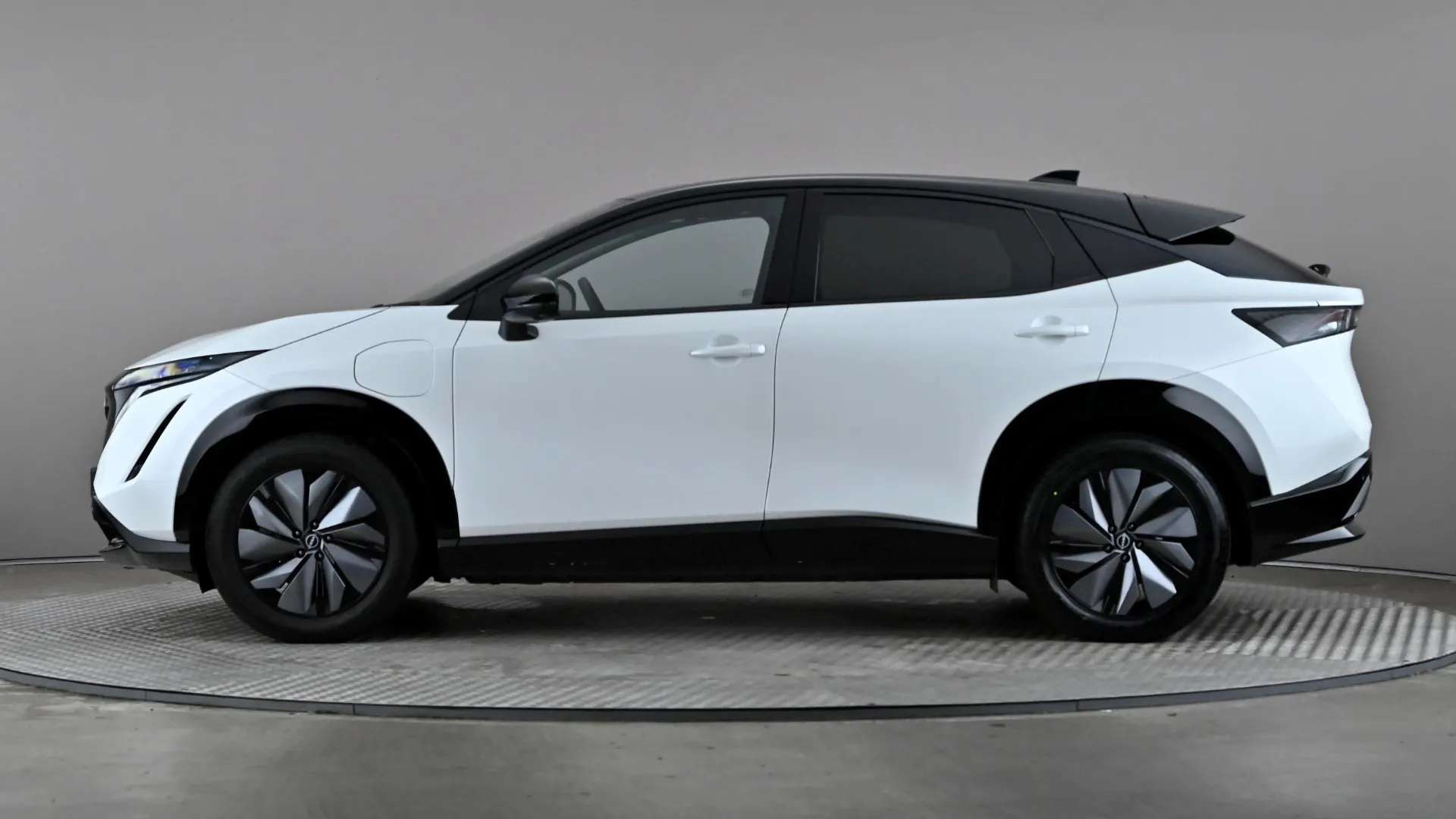2024 NISSAN ARIYA 2024 NISSAN ARIYA