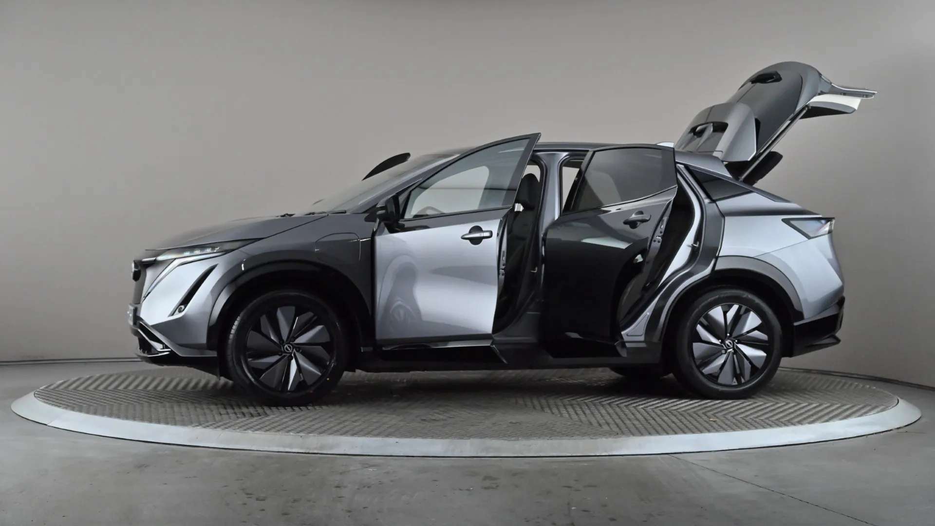 2024 NISSAN ARIYA 2024 NISSAN ARIYA