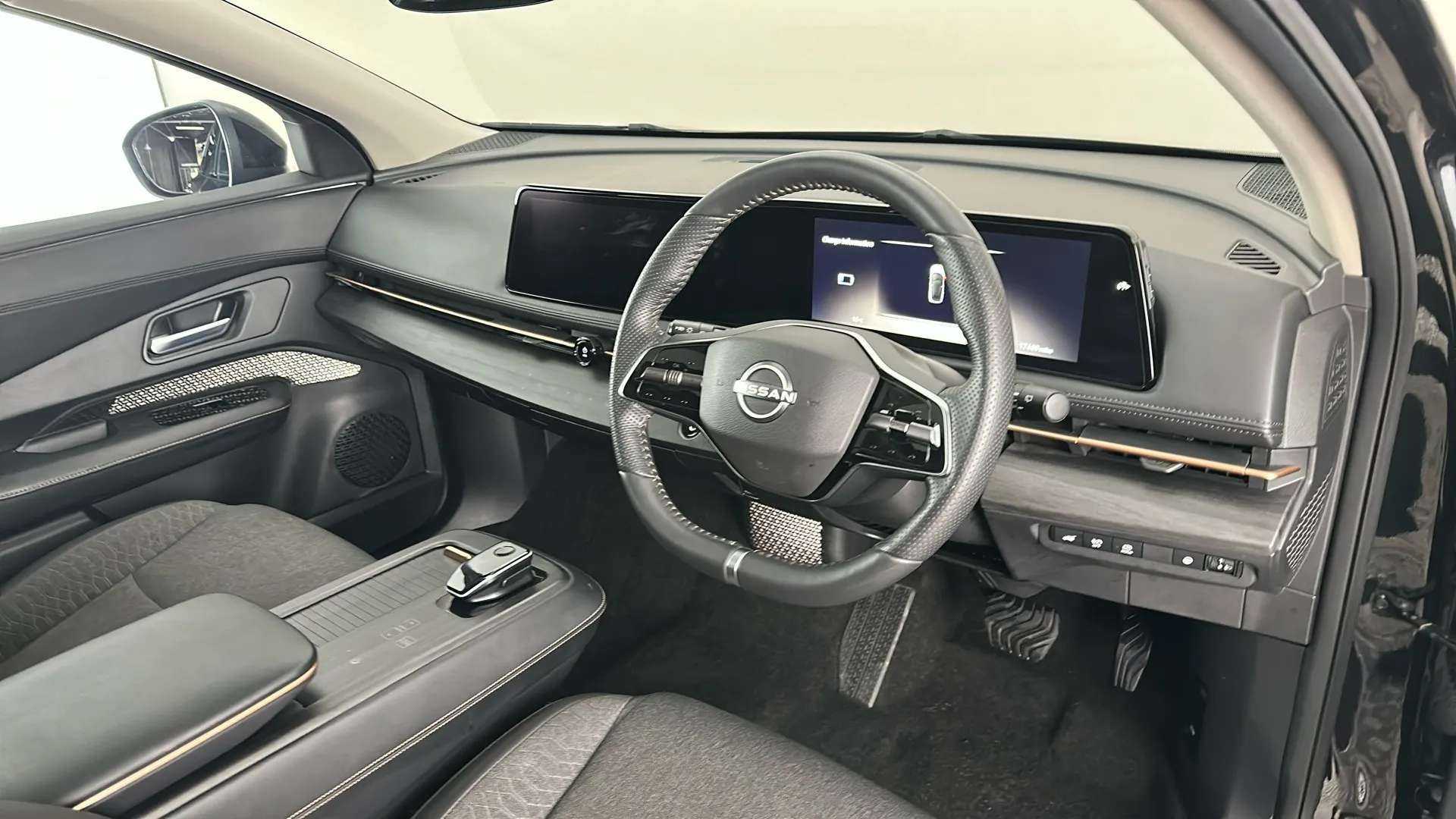 2024 NISSAN ARIYA 2024 NISSAN ARIYA