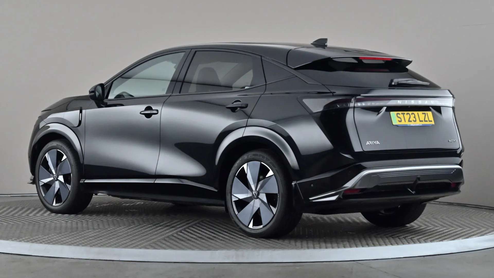 A 2023 NISSAN ARIYA 225kW Evolve 87kWh 22kWCh e-4ORCE Auto A 2023 NISSAN ARIYA 225kW Evolve 87kWh 22kWCh e-4ORCE Auto