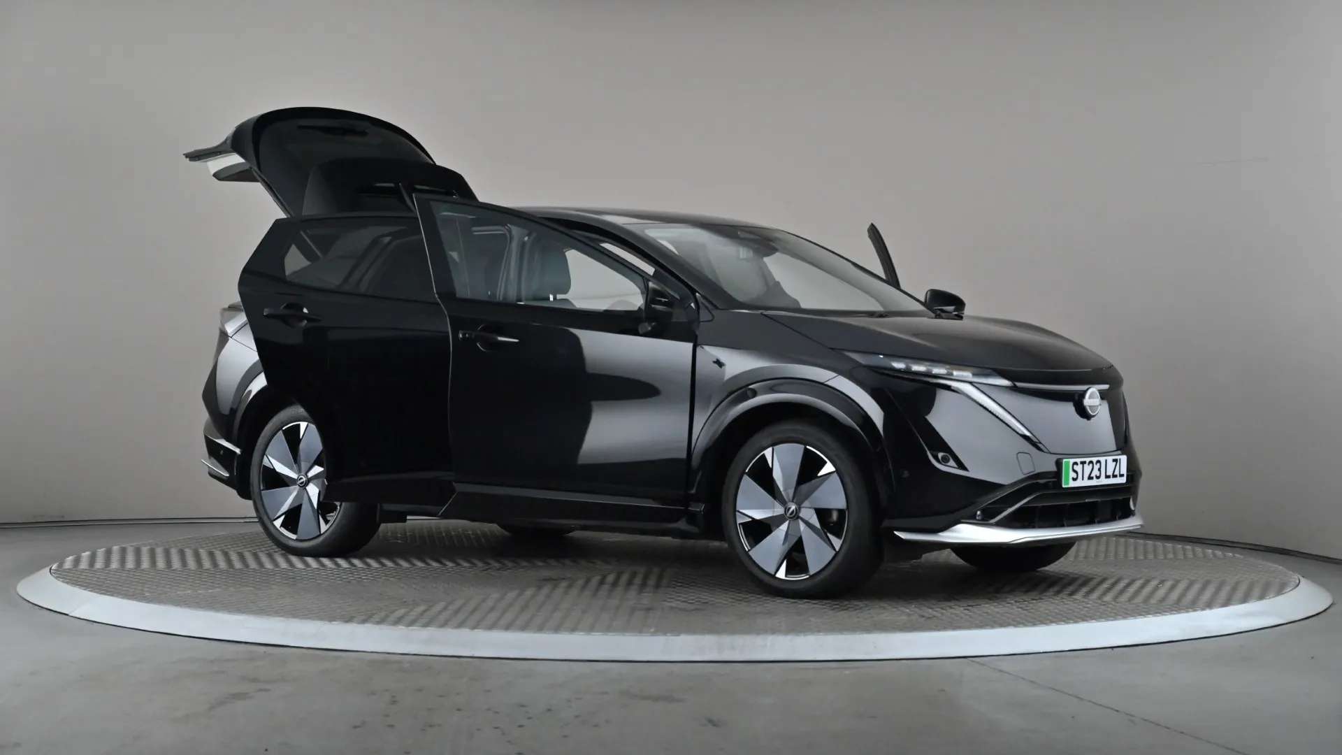 2023 NISSAN ARIYA 2023 NISSAN ARIYA