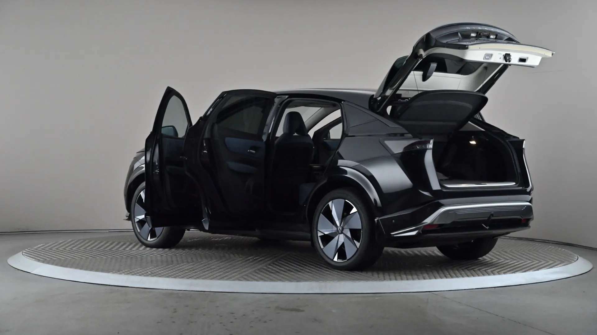 2023 NISSAN ARIYA 2023 NISSAN ARIYA
