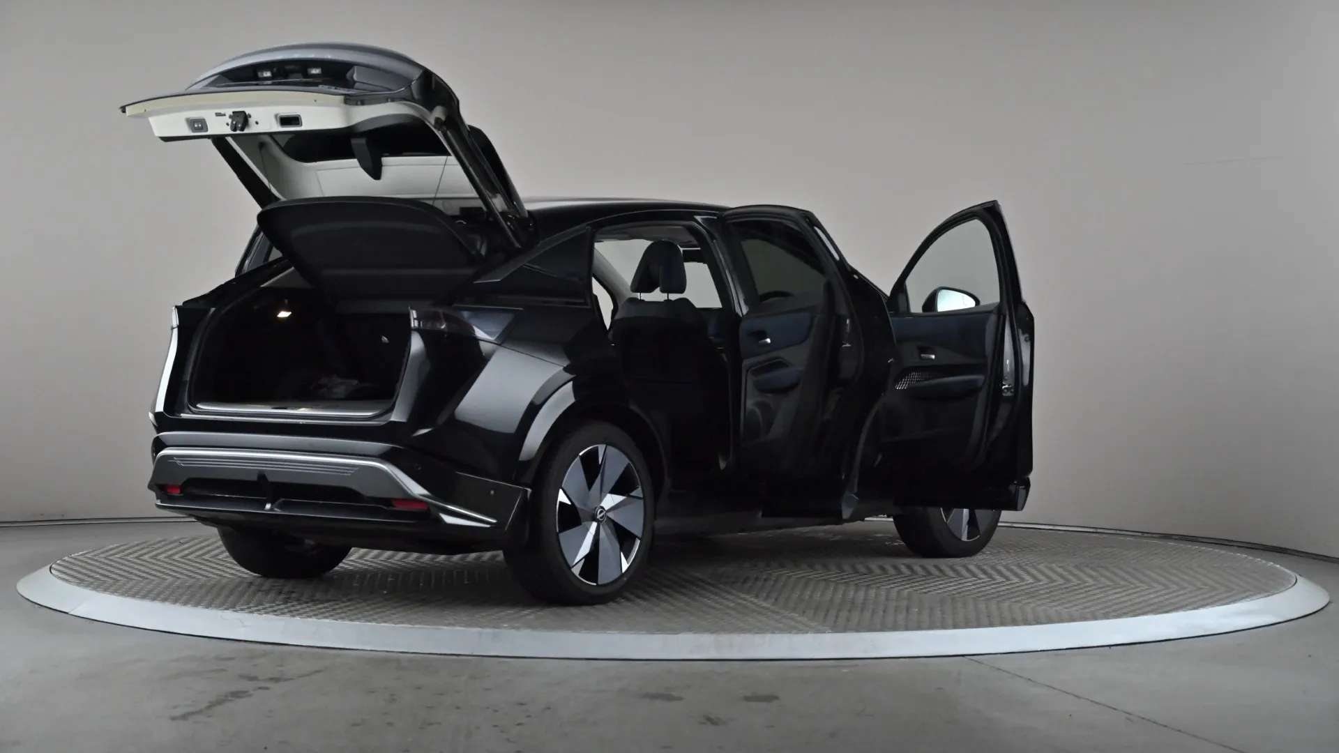 2023 NISSAN ARIYA 2023 NISSAN ARIYA