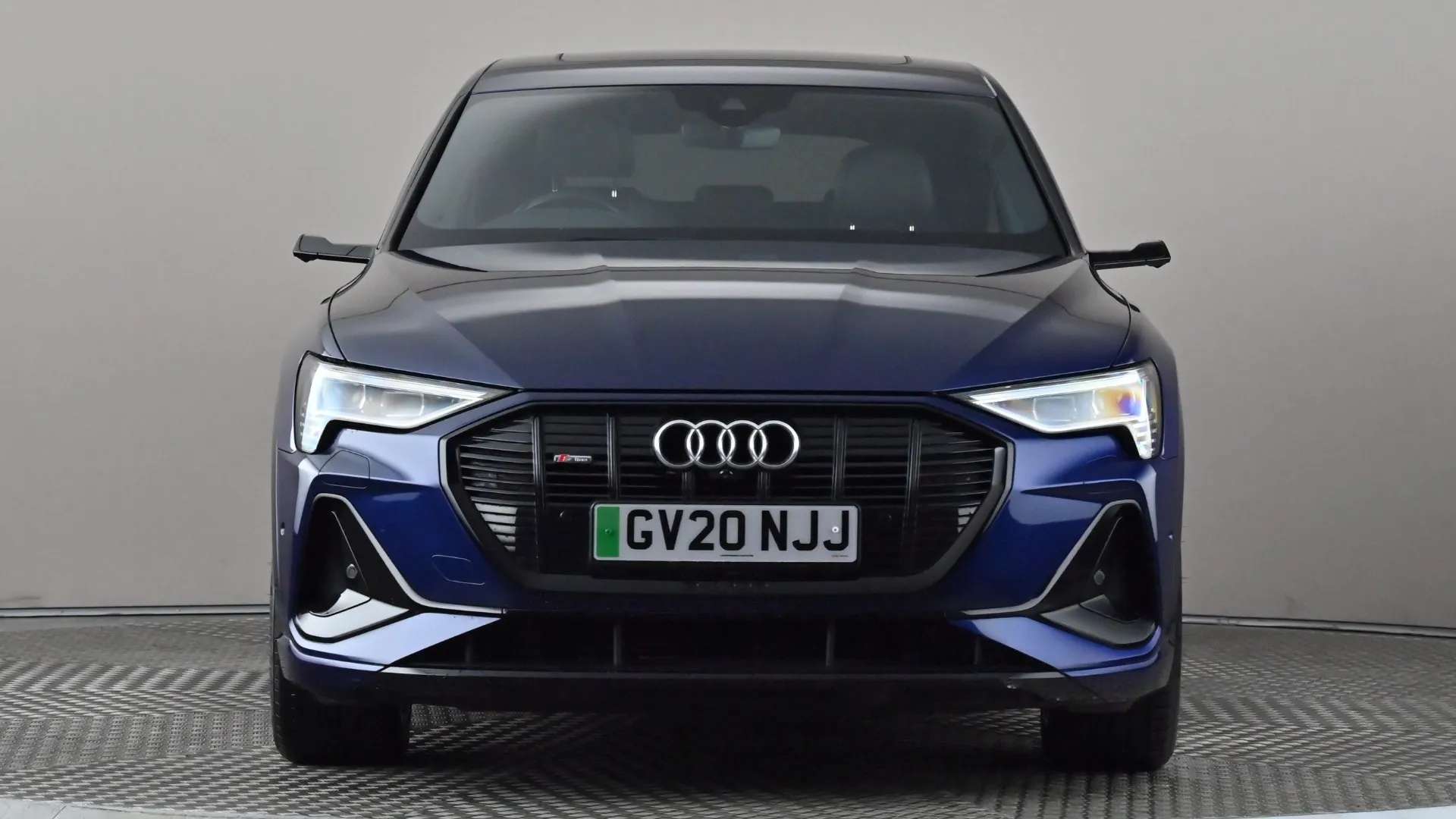 A 2020 AUDI E-TRON 300kW 55 Quattro 95kWh Launch Edition Auto A 2020 AUDI E-TRON 300kW 55 Quattro 95kWh Launch Edition Auto