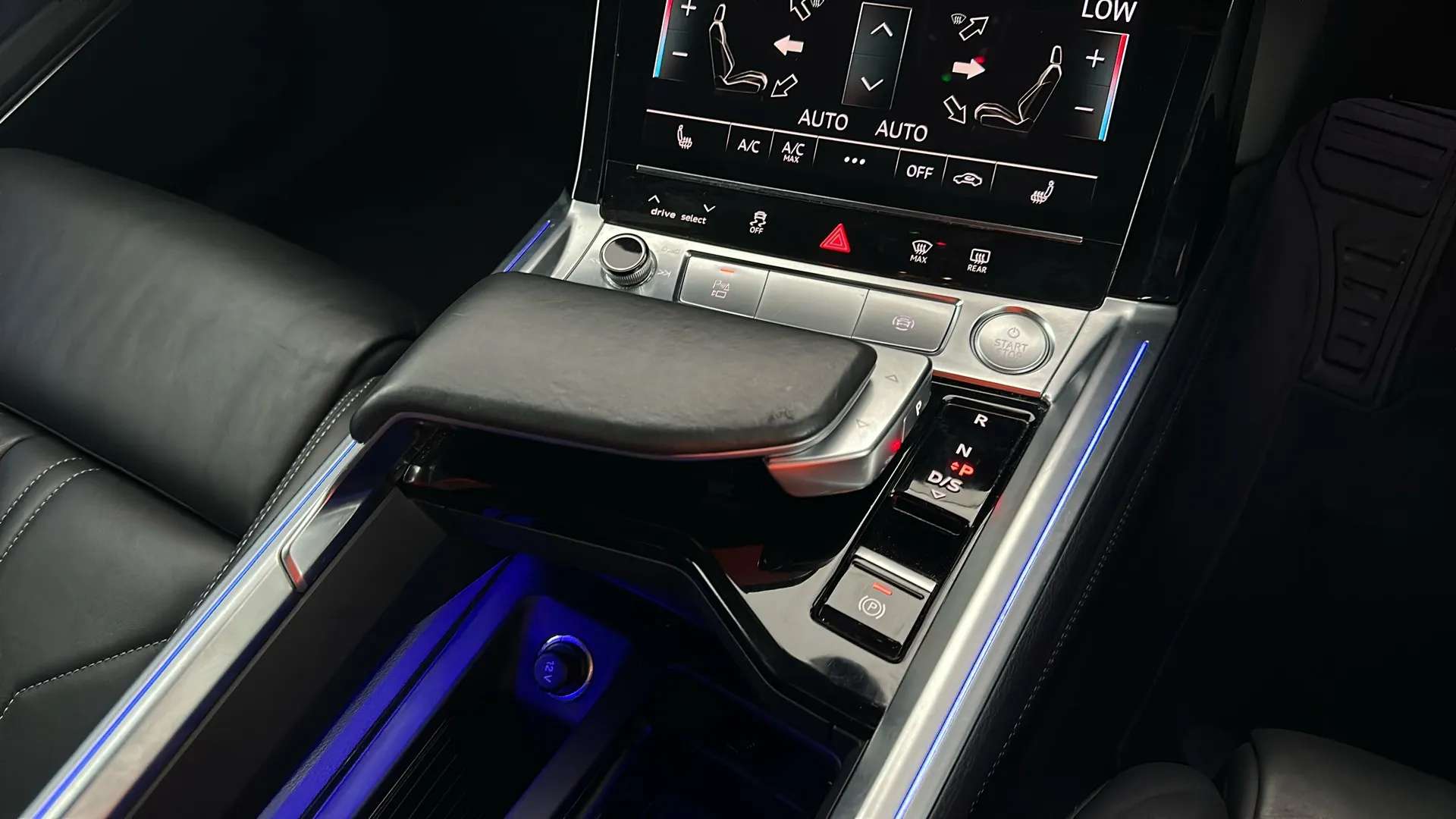 2020 AUDI E-TRON 2020 AUDI E-TRON