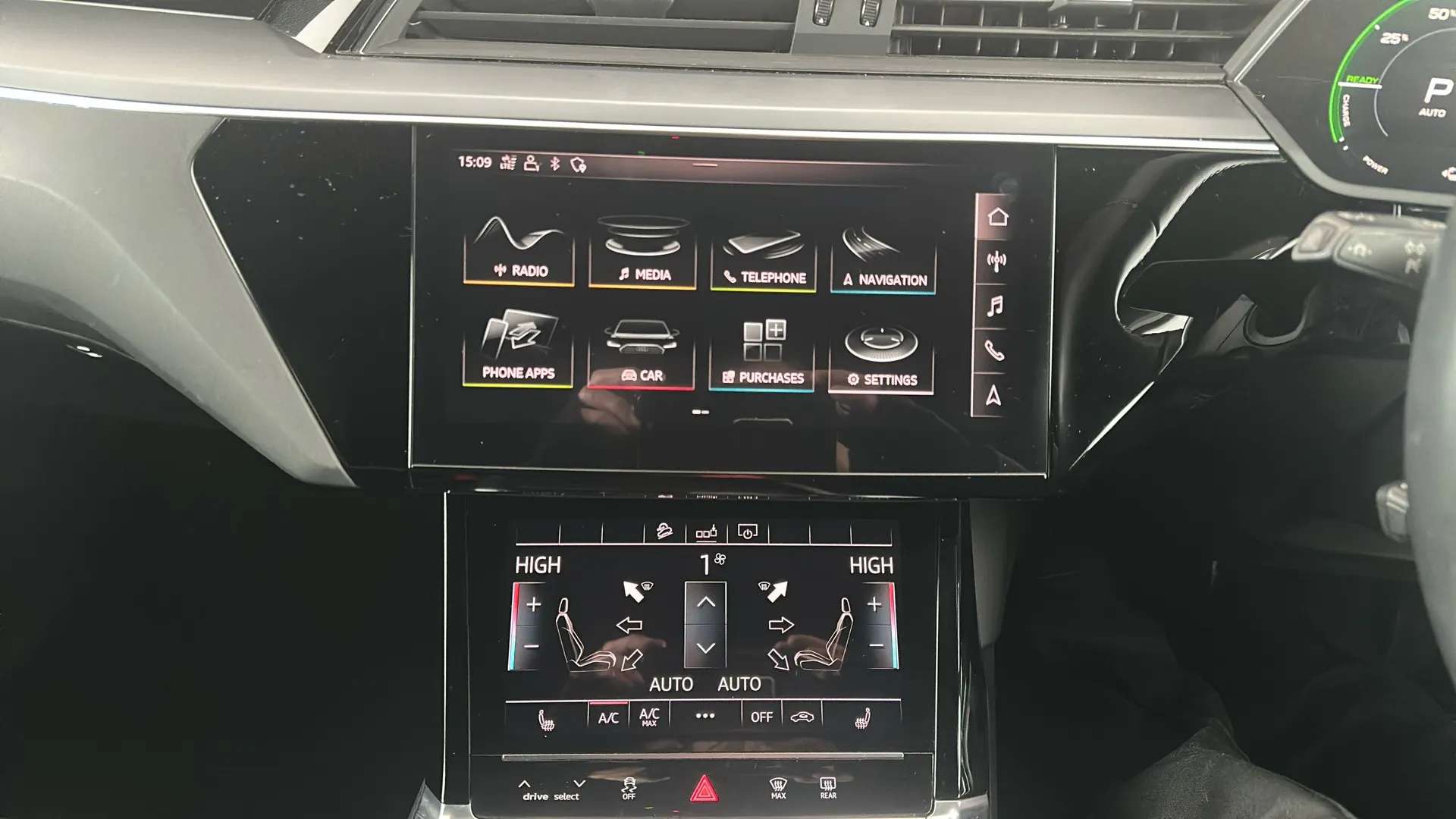 2019 AUDI E-TRON 2019 AUDI E-TRON