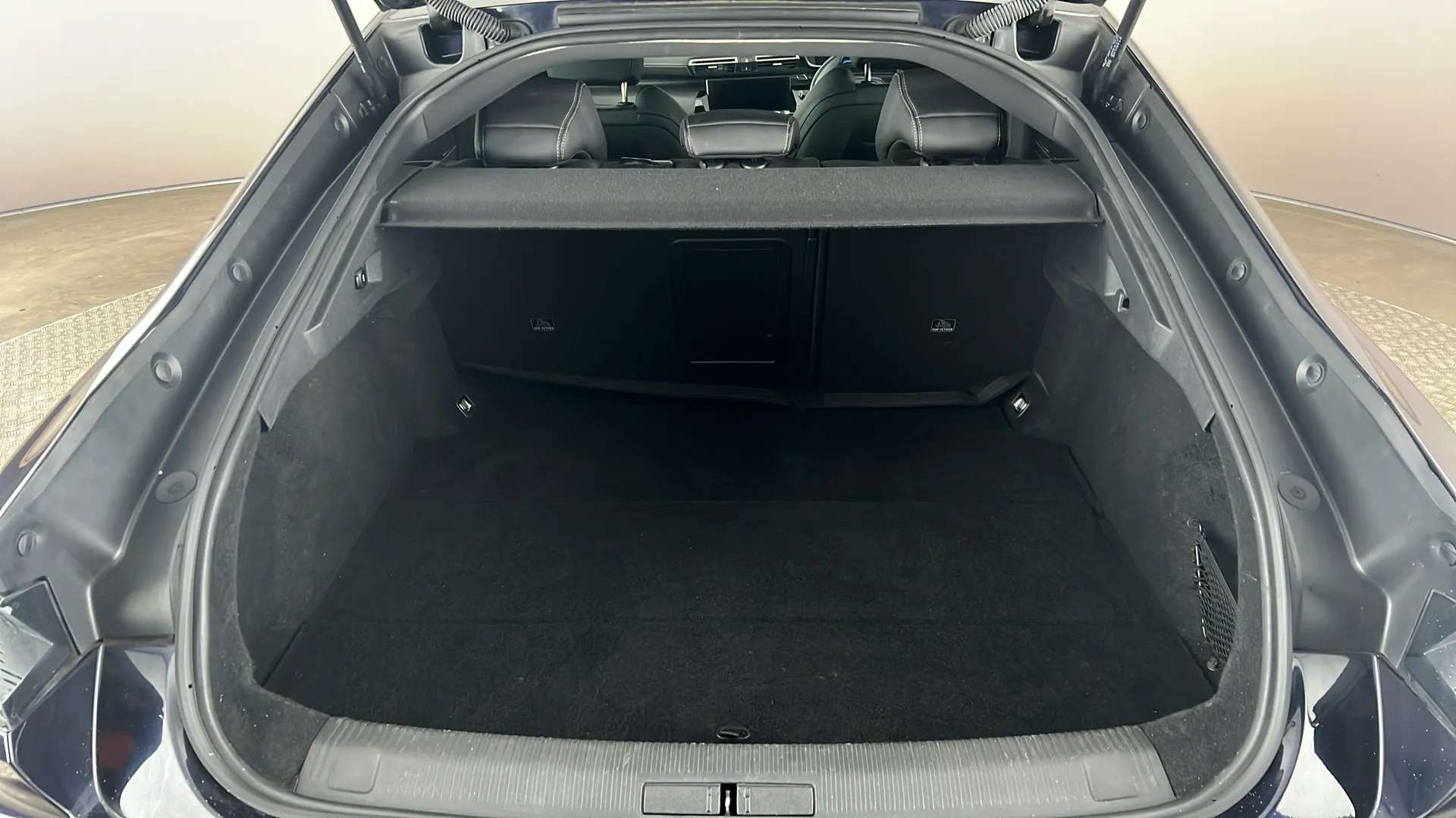 2021 PEUGEOT 508 2021 PEUGEOT 508