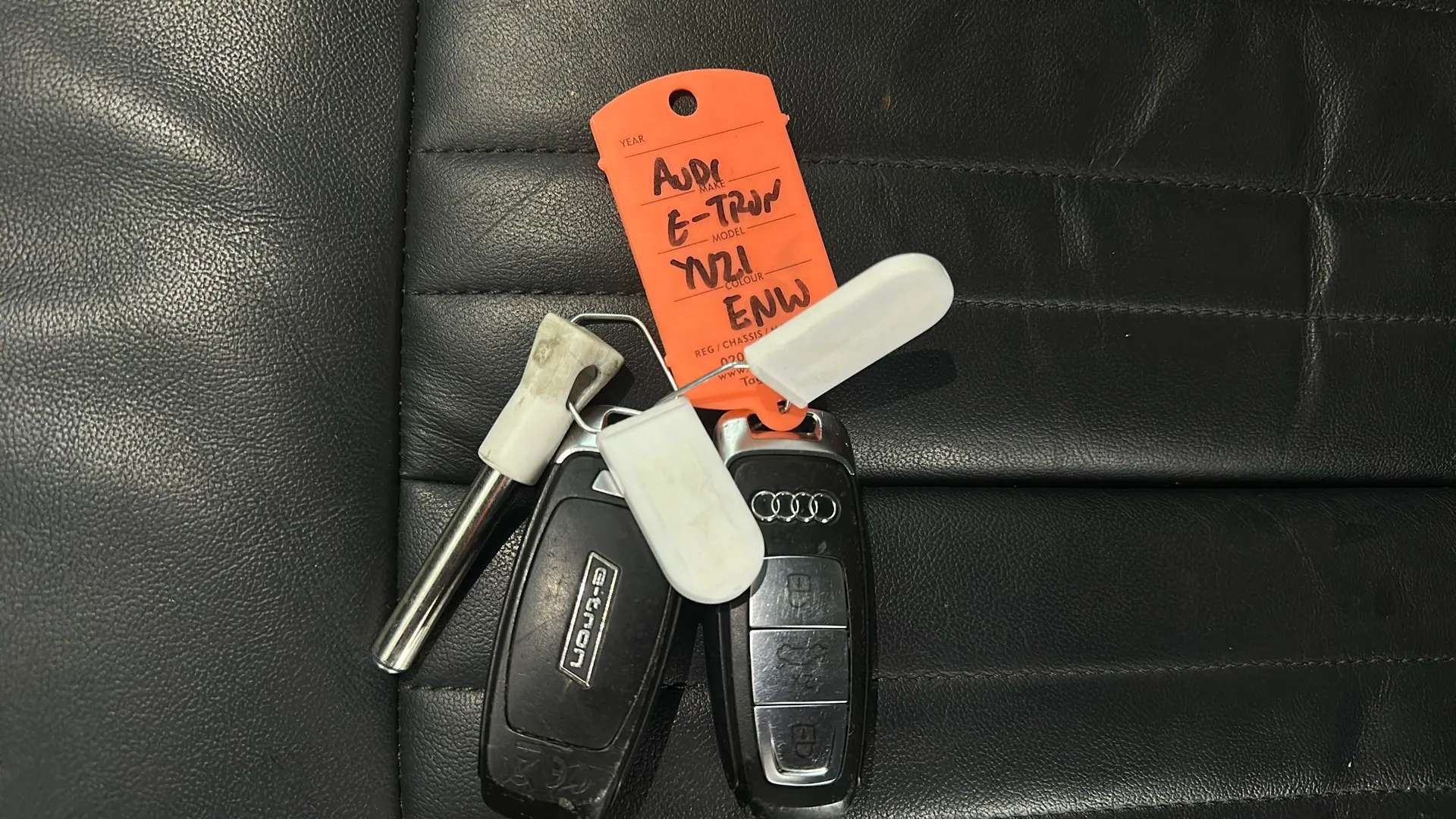 2021 AUDI E-TRON 2021 AUDI E-TRON