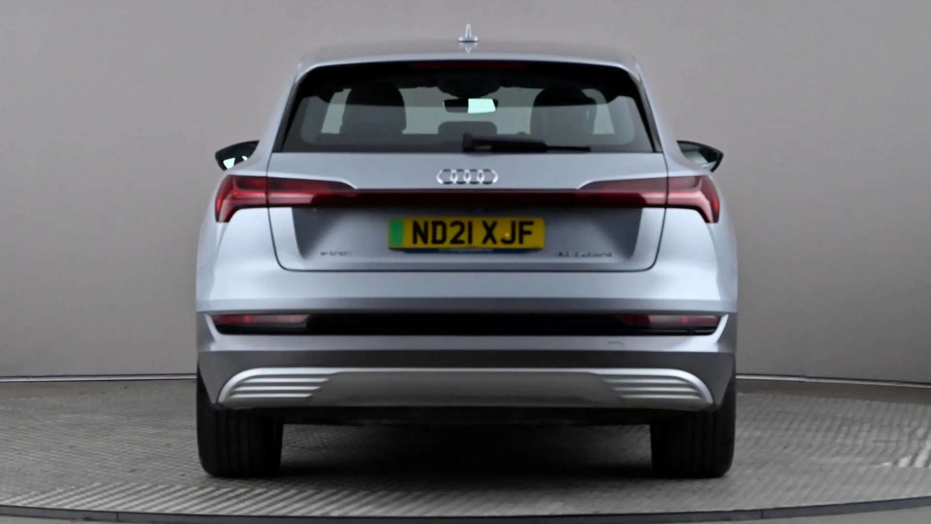 2021 AUDI E-TRON 2021 AUDI E-TRON