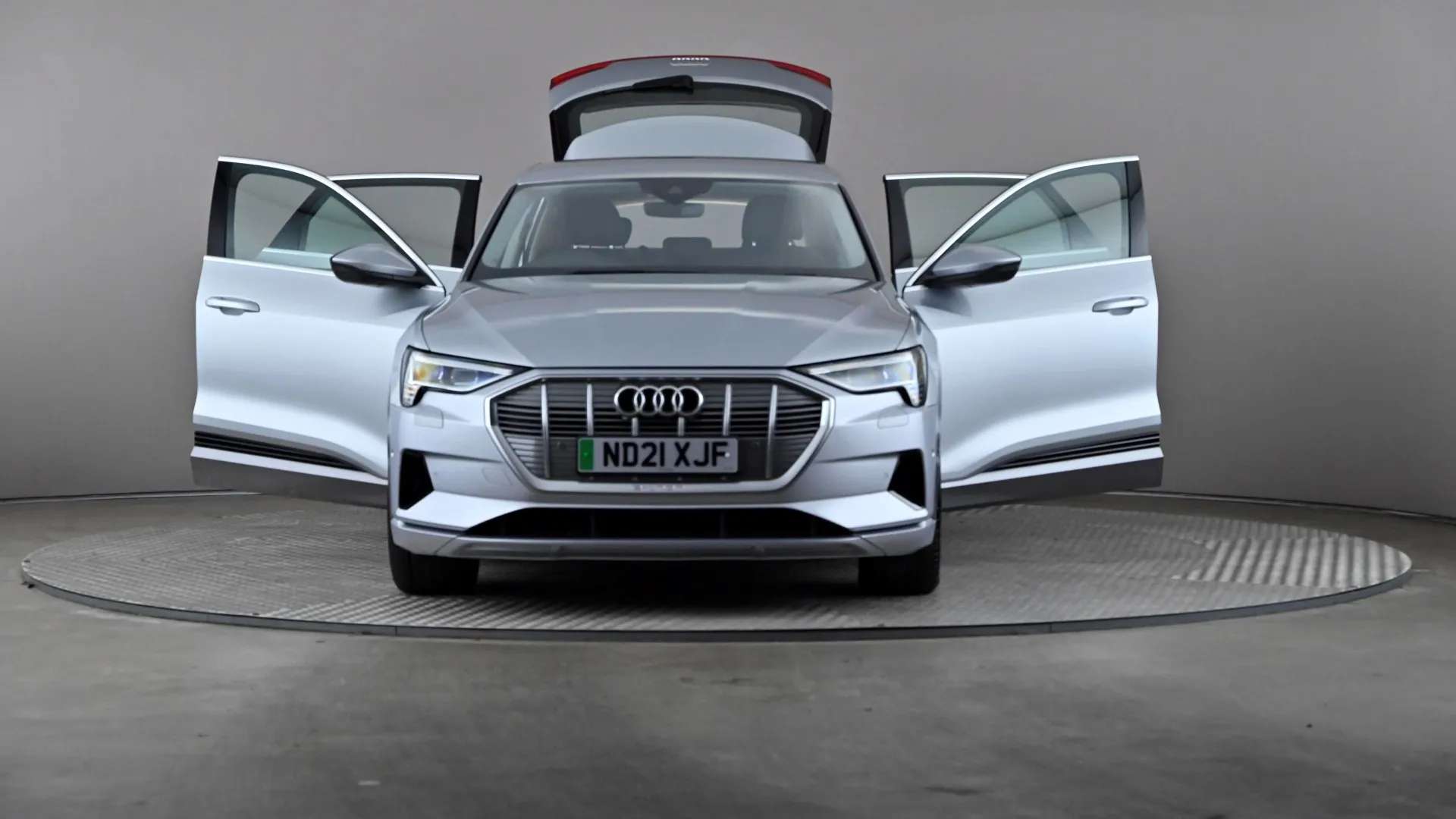 2021 AUDI E-TRON 2021 AUDI E-TRON