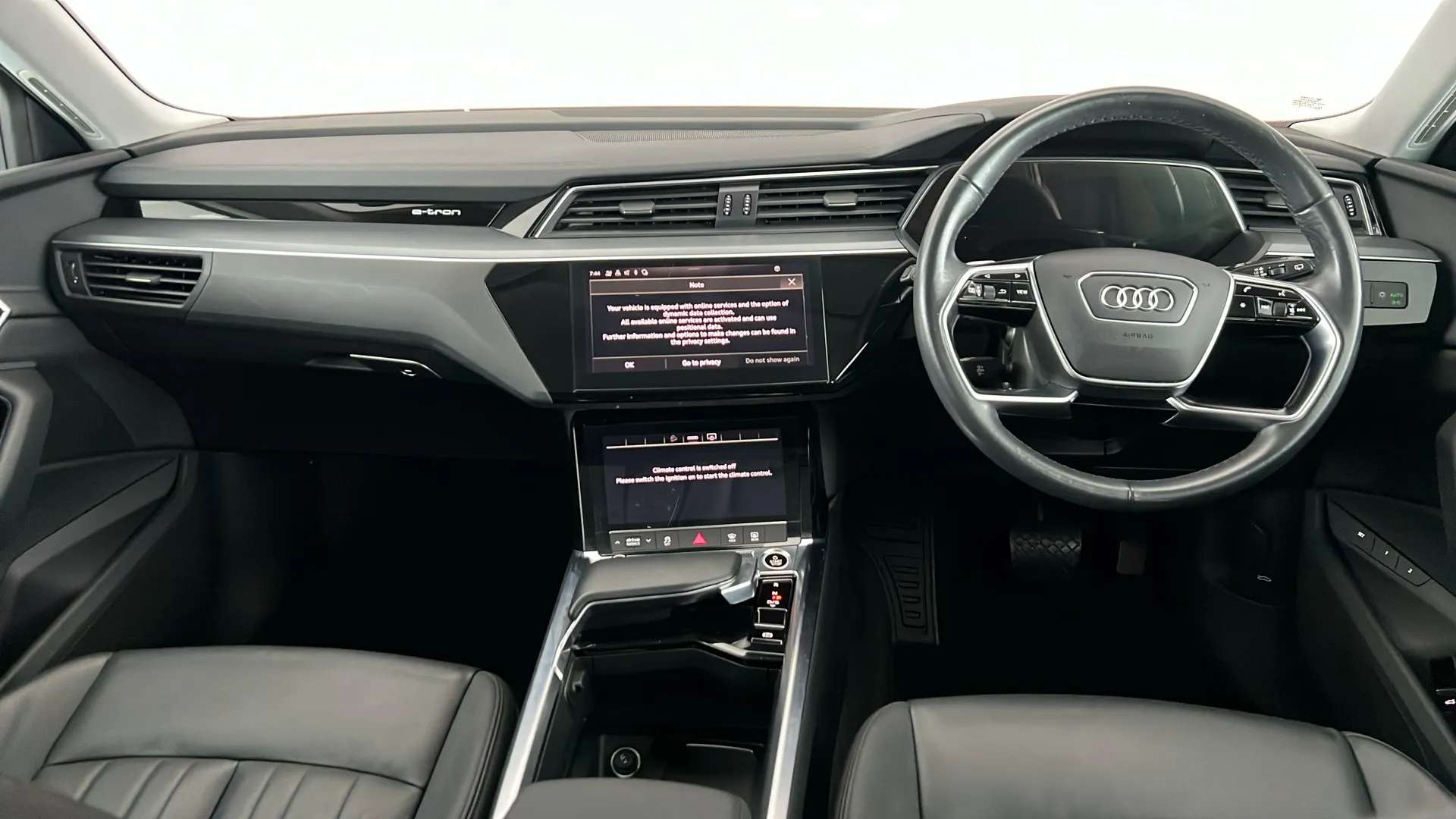 2021 AUDI E-TRON 2021 AUDI E-TRON
