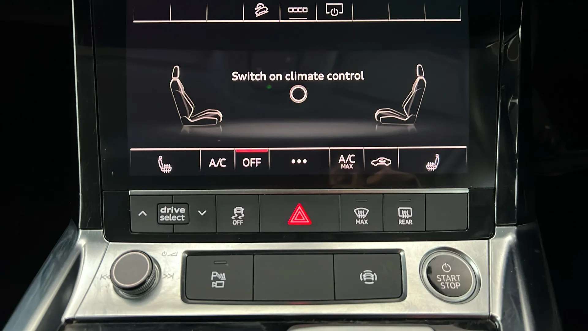 2021 AUDI E-TRON 2021 AUDI E-TRON