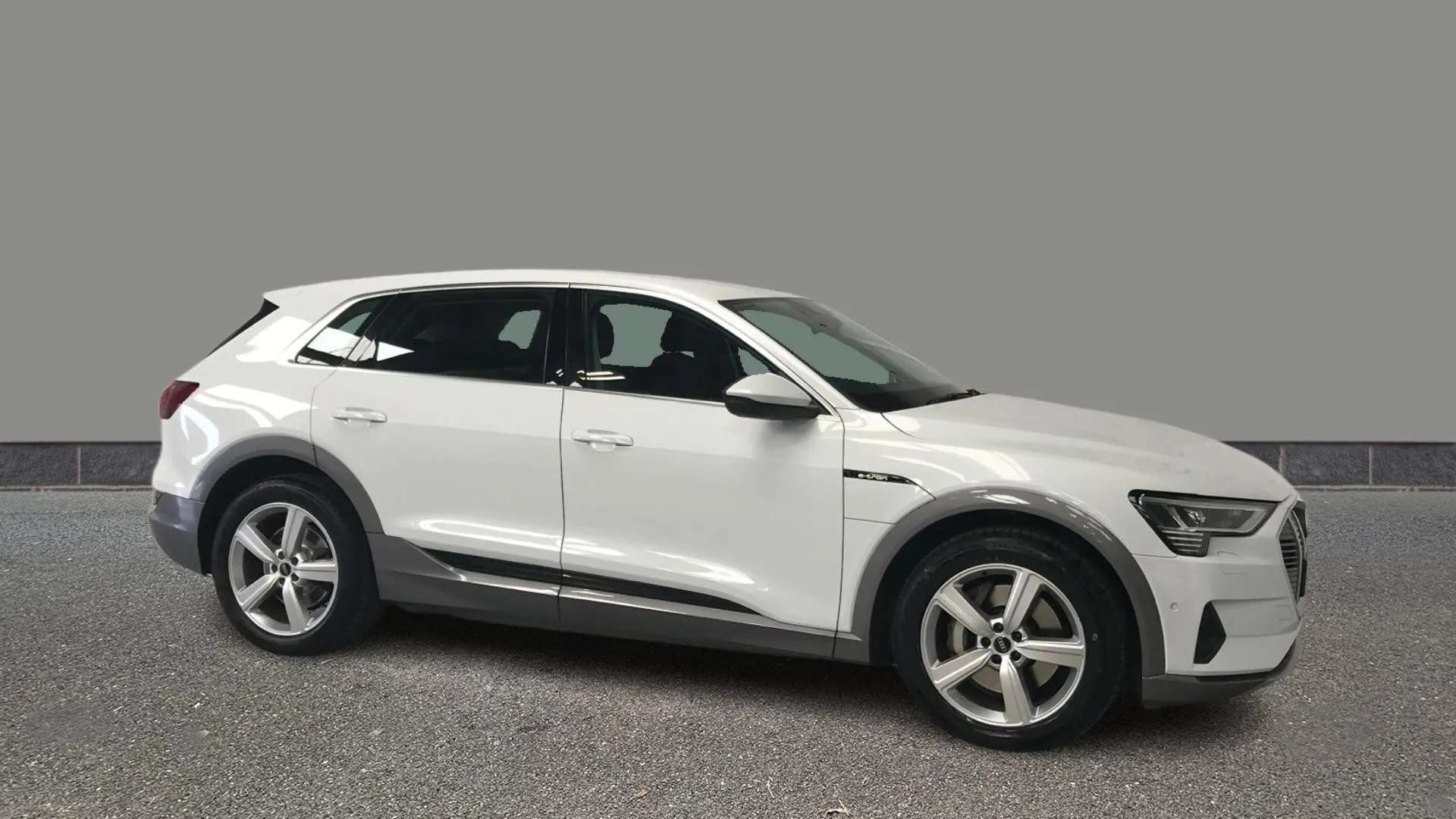 A 2020 AUDI E-TRON 230kW 50 Quattro 71kWh Technik Auto A 2020 AUDI E-TRON 230kW 50 Quattro 71kWh Technik Auto