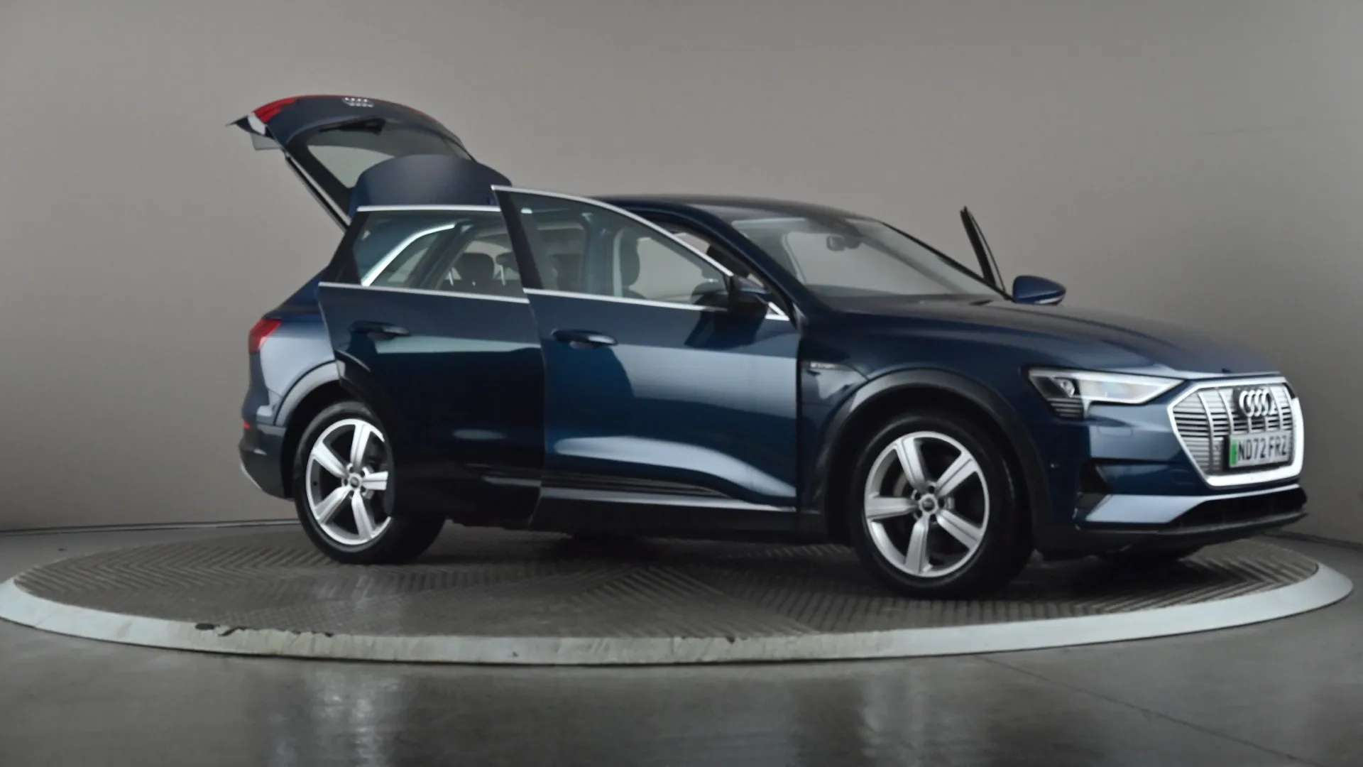2023 AUDI E-TRON 2023 AUDI E-TRON