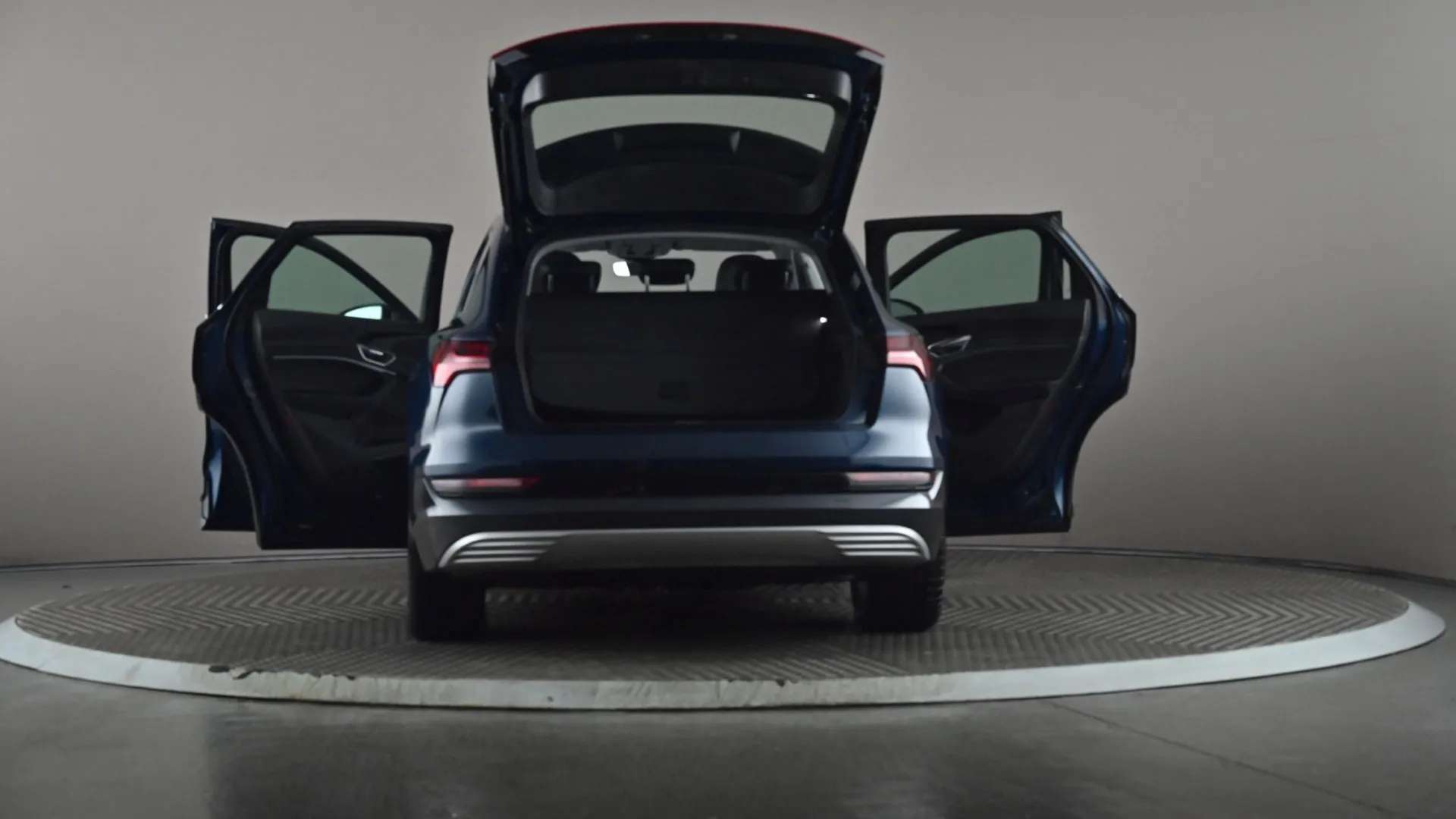 2023 AUDI E-TRON 2023 AUDI E-TRON