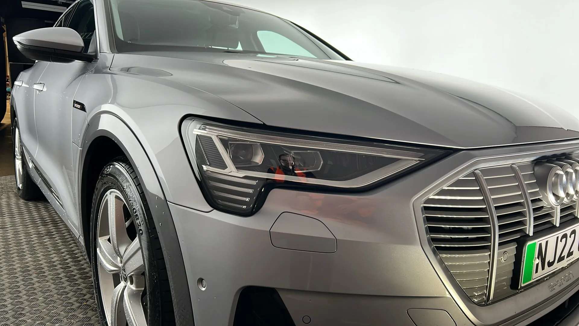 2022 AUDI E-TRON 2022 AUDI E-TRON