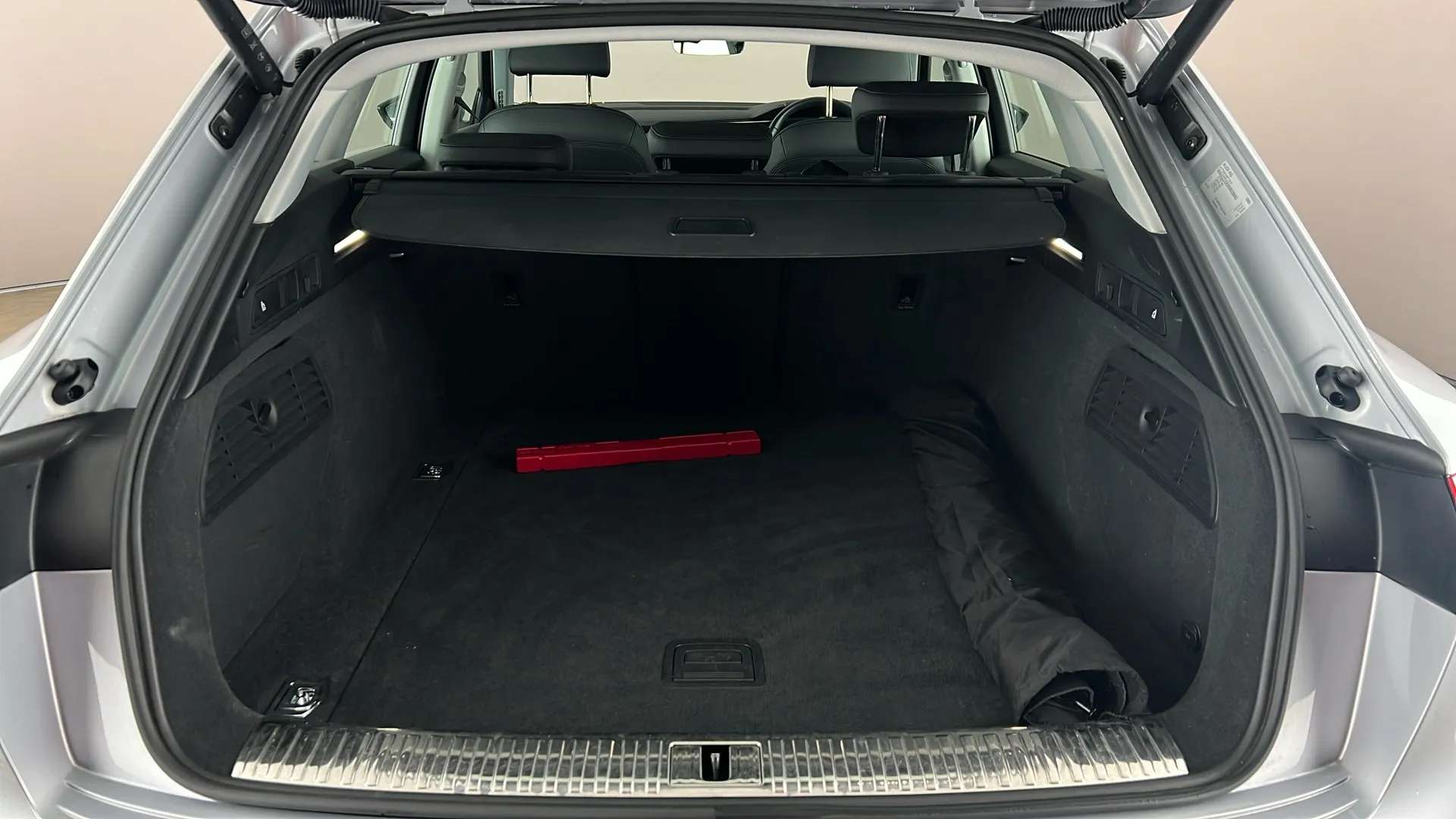 2022 AUDI E-TRON 2022 AUDI E-TRON