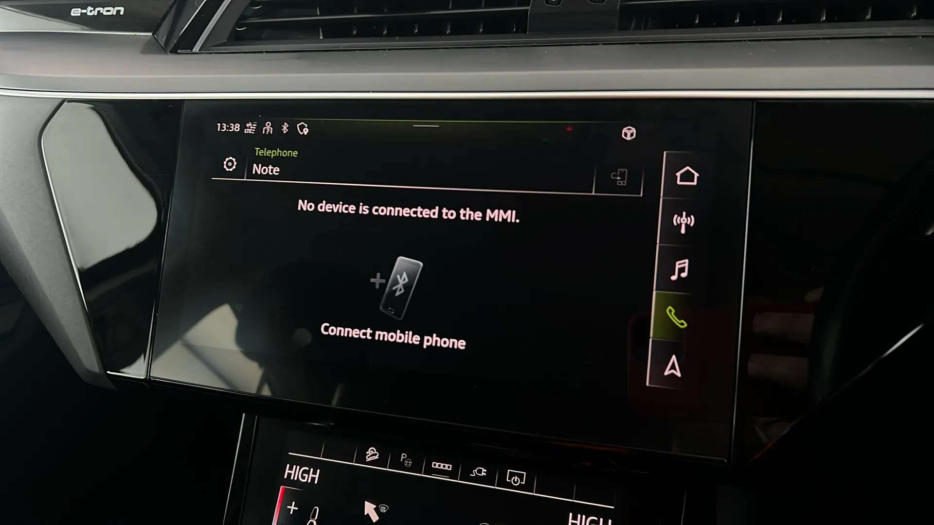 0 AUDI E-TRON 0 AUDI E-TRON