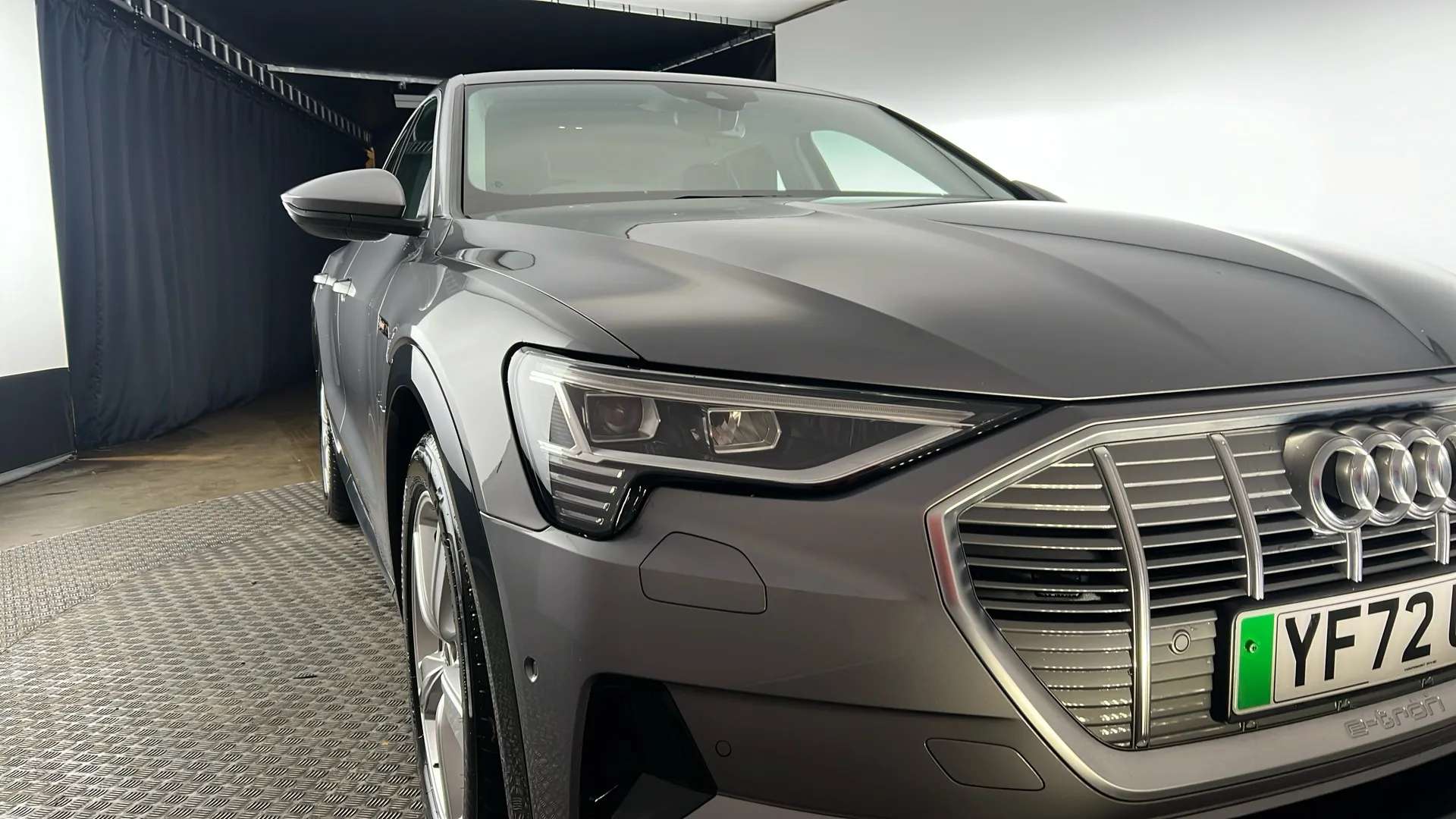 2022 AUDI E-TRON 2022 AUDI E-TRON