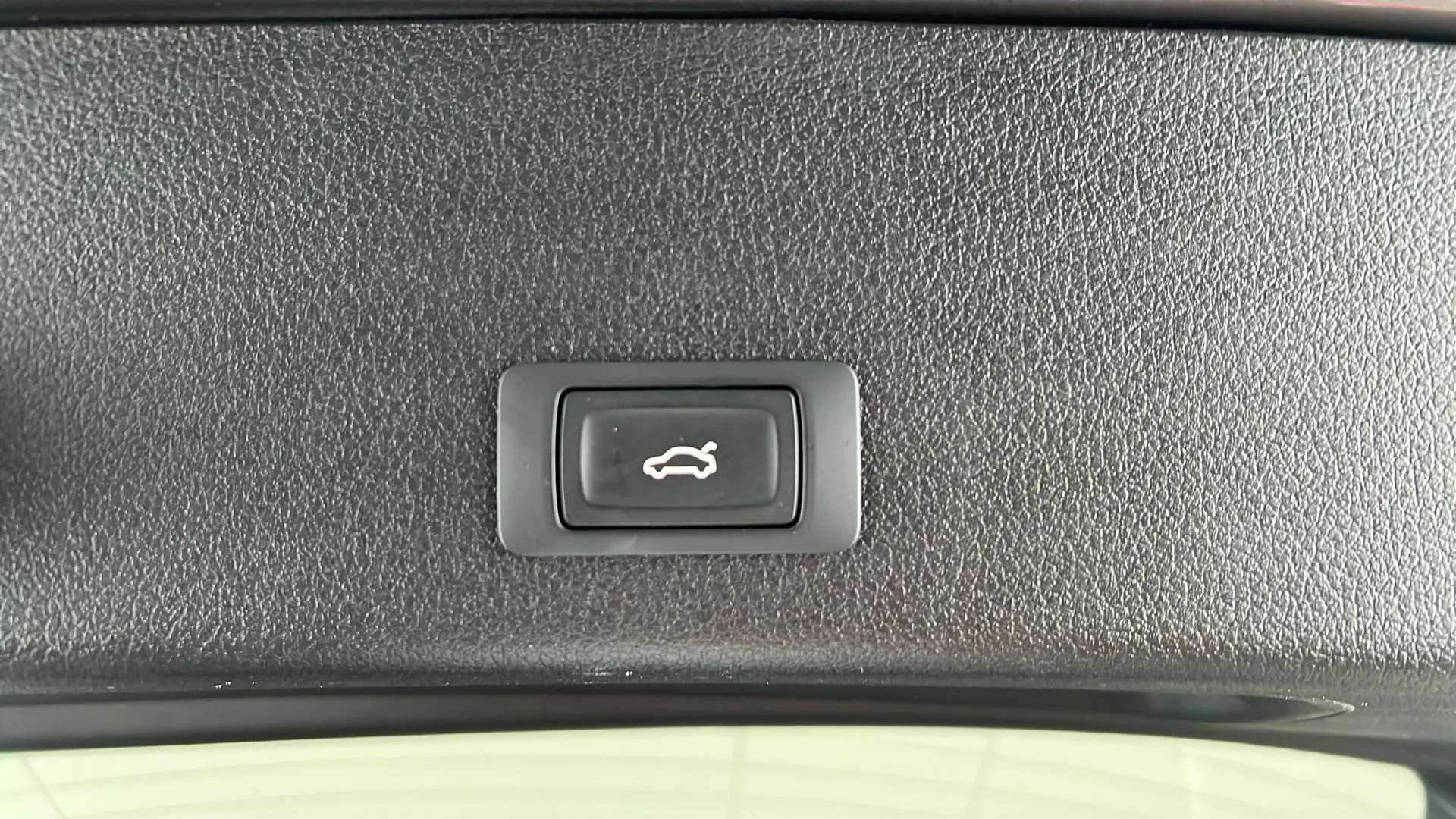 2022 AUDI E-TRON 2022 AUDI E-TRON