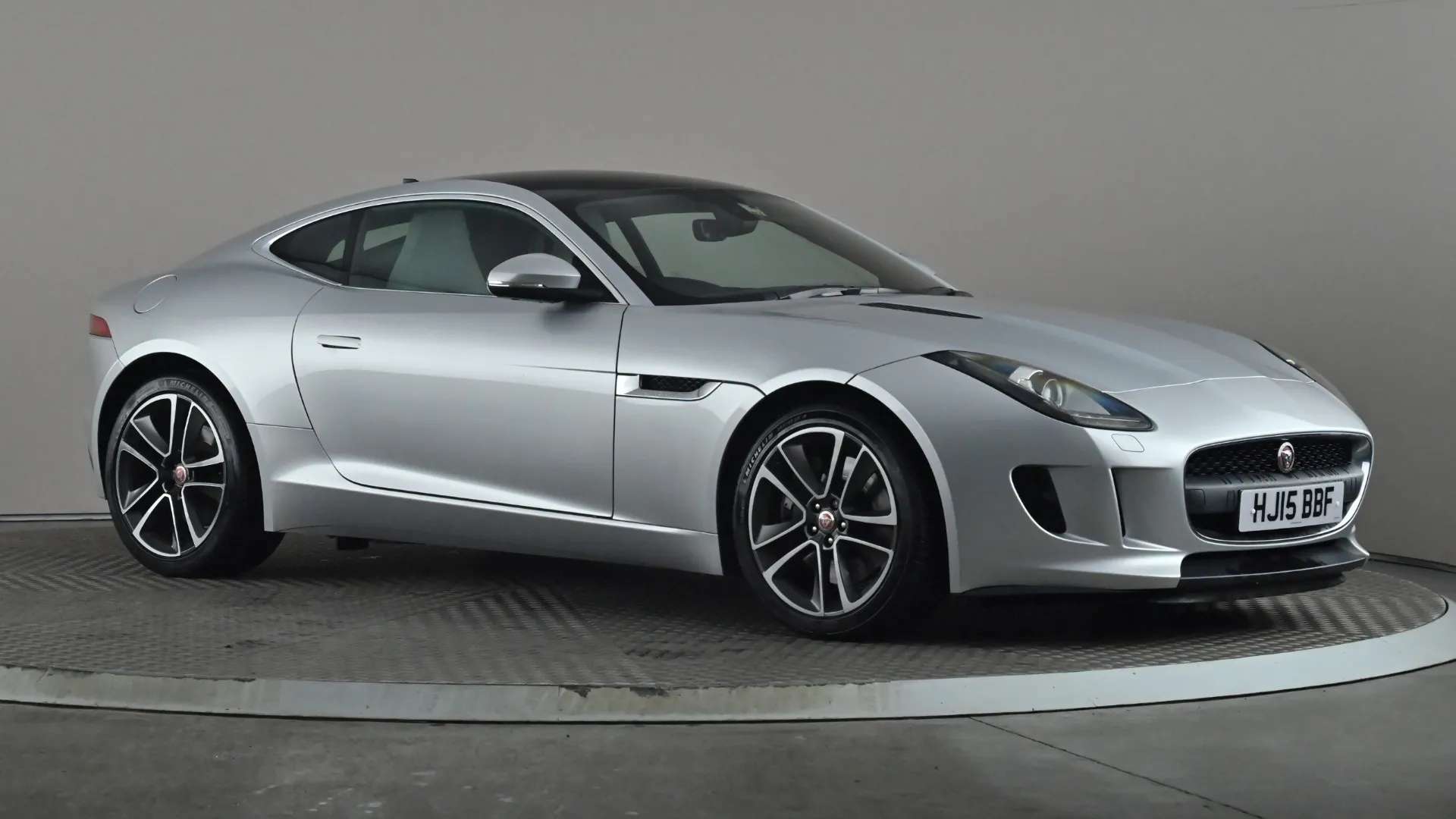A 2015 JAGUAR F-TYPE 3.0 Supercharged V6 Auto A 2015 JAGUAR F-TYPE 3.0 Supercharged V6 Auto