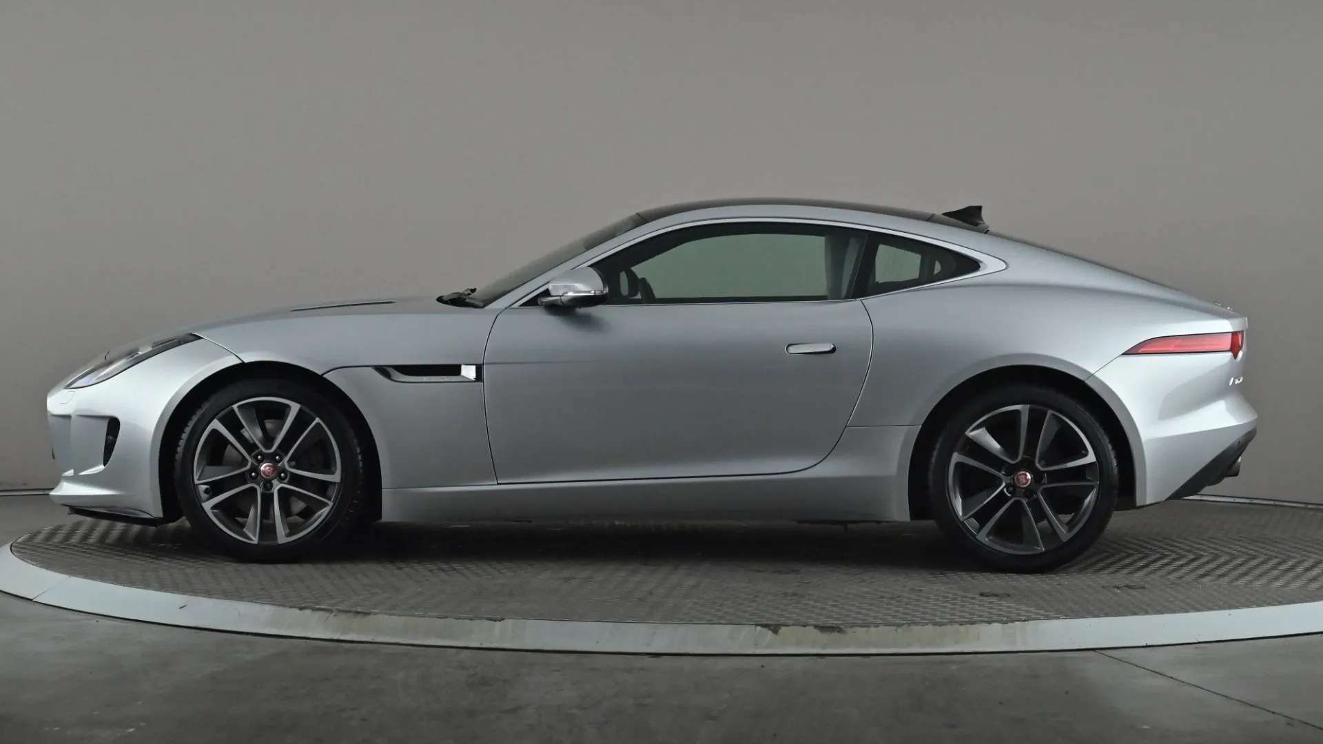 A 2015 JAGUAR F-TYPE 3.0 Supercharged V6 Auto A 2015 JAGUAR F-TYPE 3.0 Supercharged V6 Auto