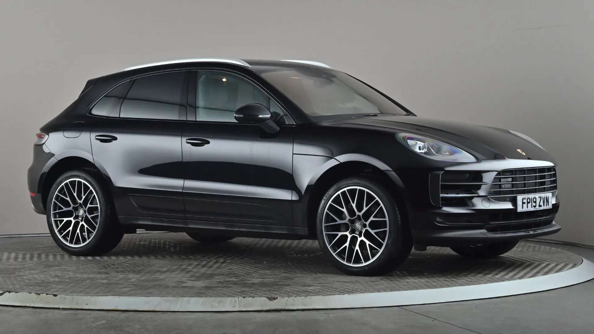 A 2019 PORSCHE MACAN S PDK A 2019 PORSCHE MACAN S PDK