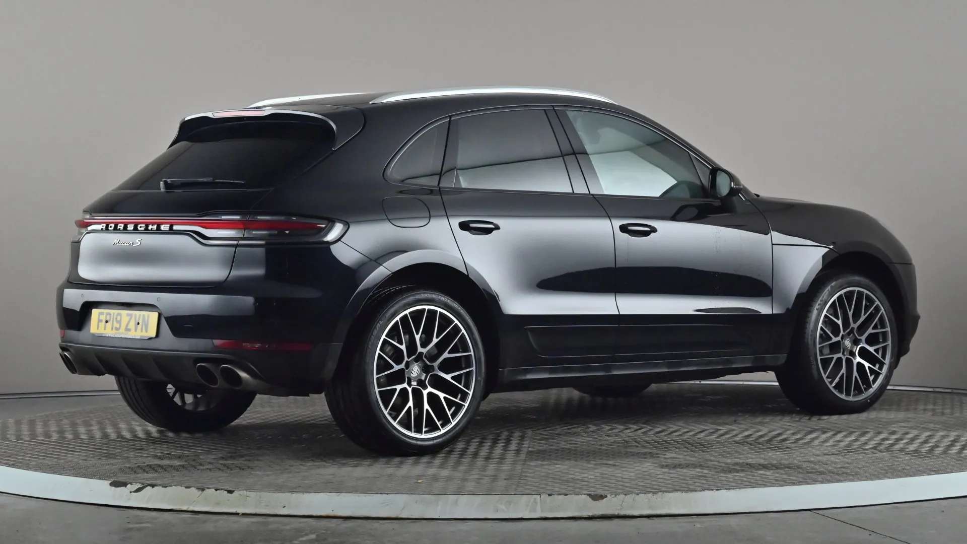2019 PORSCHE MACAN 2019 PORSCHE MACAN
