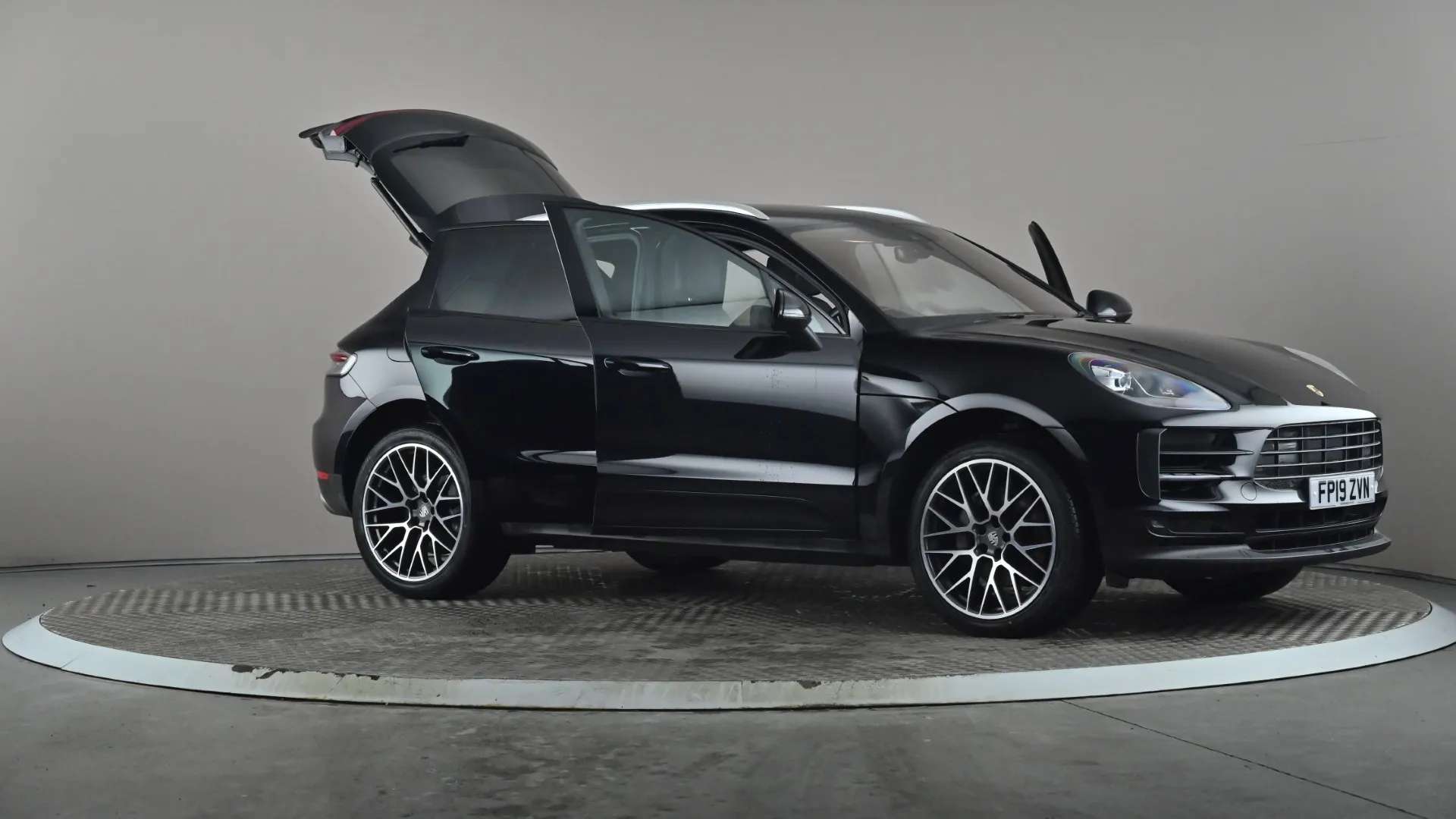 2019 PORSCHE MACAN 2019 PORSCHE MACAN