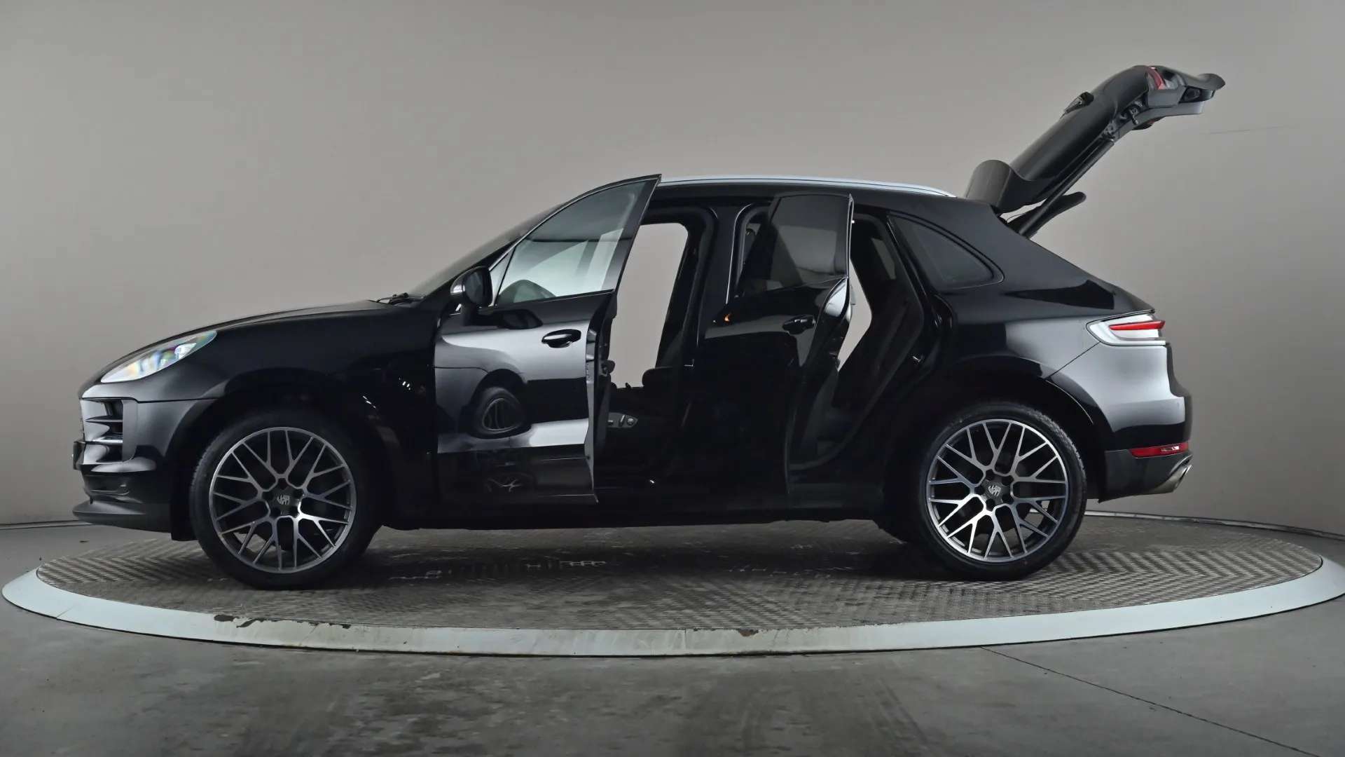 2019 PORSCHE MACAN 2019 PORSCHE MACAN