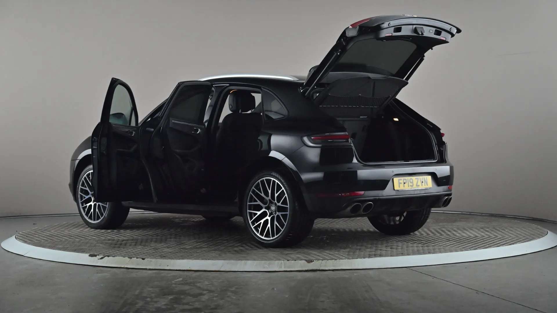 2019 PORSCHE MACAN 2019 PORSCHE MACAN