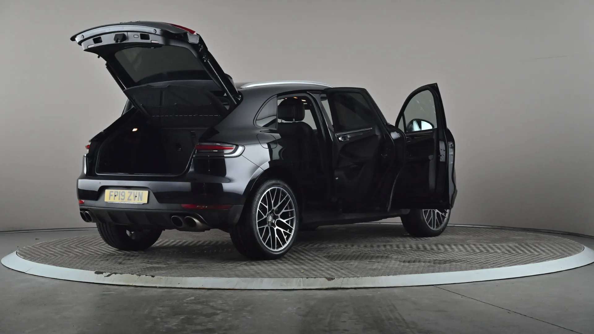 2019 PORSCHE MACAN 2019 PORSCHE MACAN