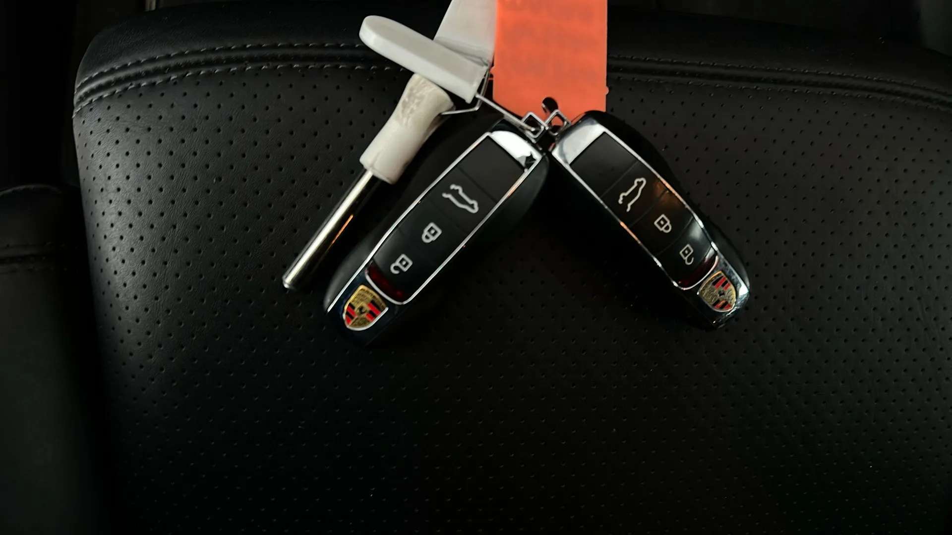 2019 PORSCHE MACAN 2019 PORSCHE MACAN