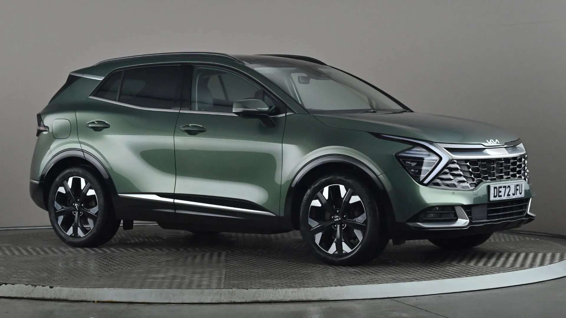 A 2022 KIA SPORTAGE 1.6T GDi PHEV 4 Auto AWD A 2022 KIA SPORTAGE 1.6T GDi PHEV 4 Auto AWD