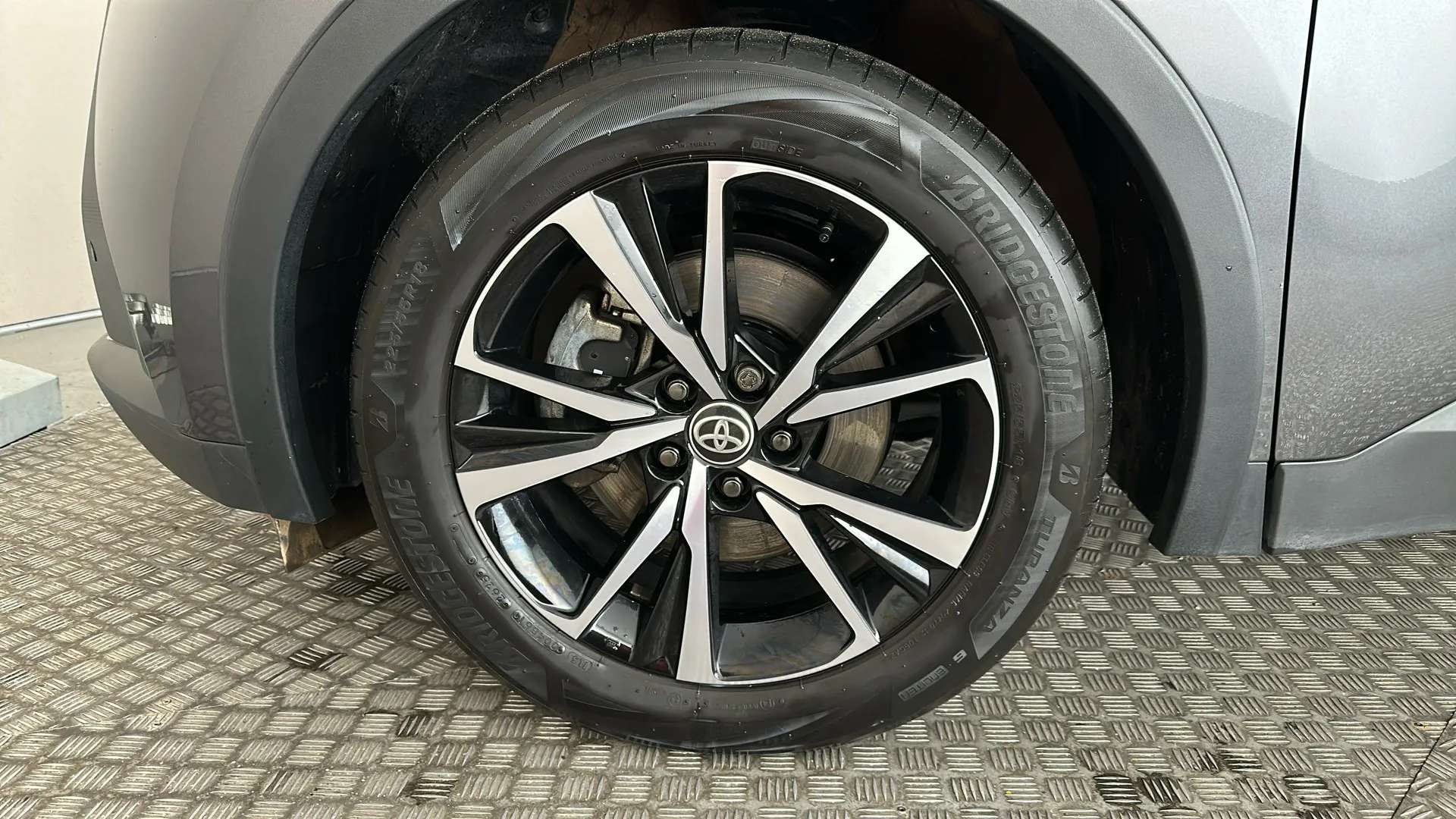 2025 TOYOTA C-HR 2025 TOYOTA C-HR