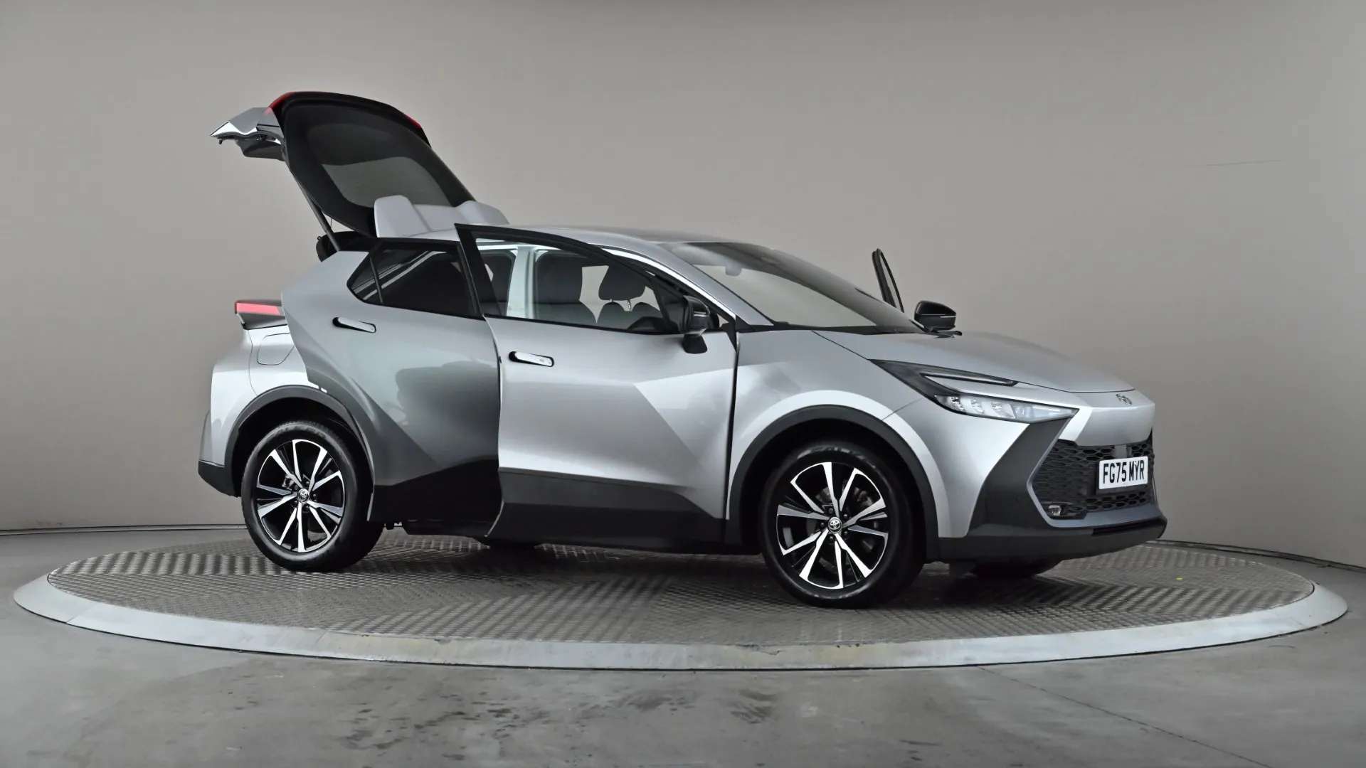 2025 TOYOTA C-HR 2025 TOYOTA C-HR