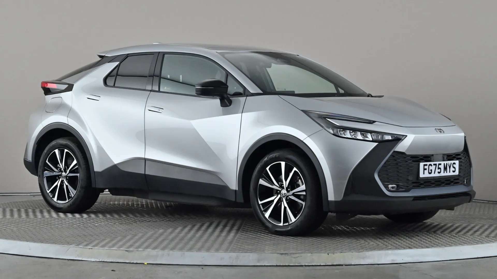 A 2025 TOYOTA C-HR 2.0 PHEV Design CVT A 2025 TOYOTA C-HR 2.0 PHEV Design CVT