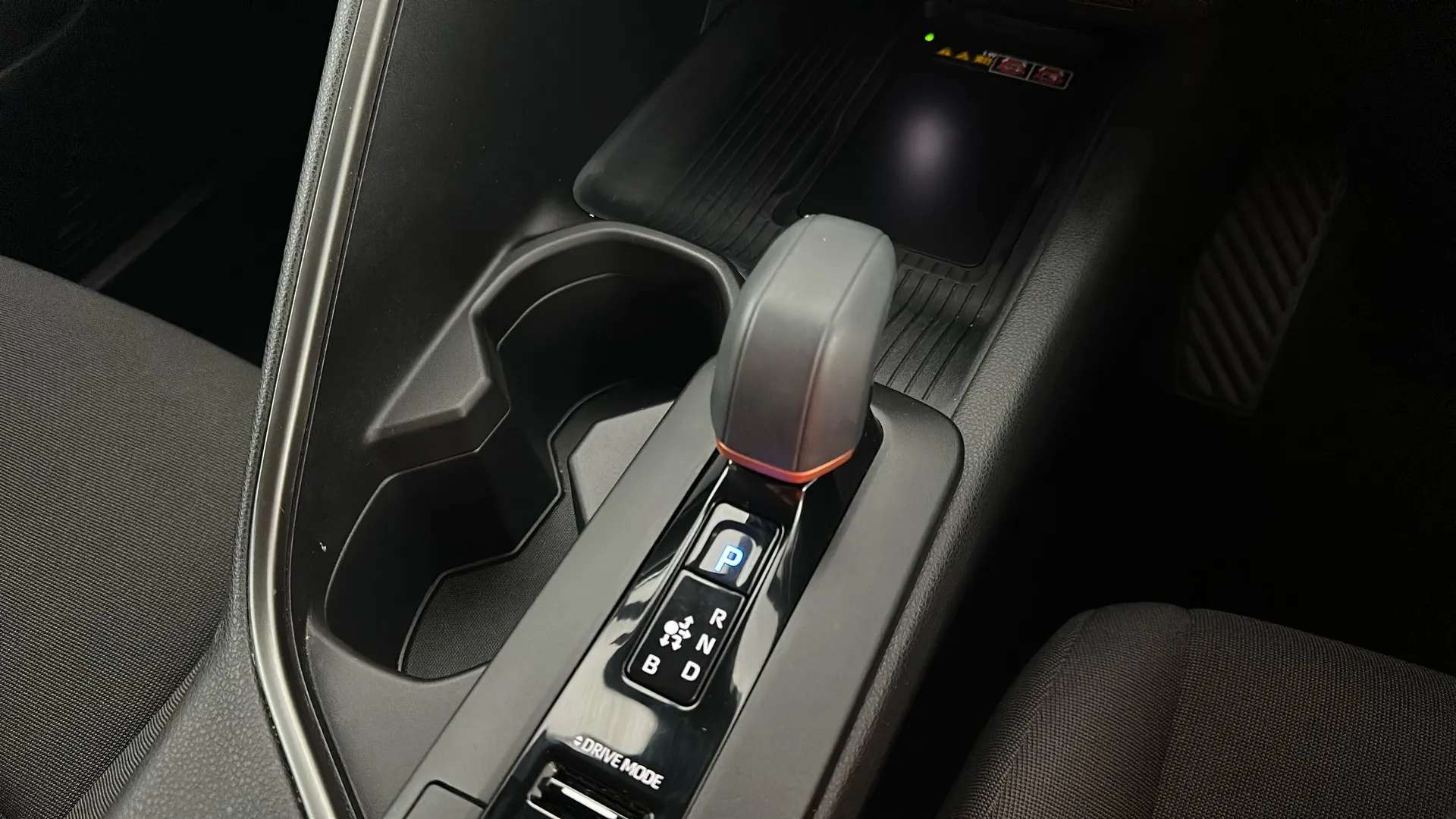 2025 TOYOTA C-HR 2025 TOYOTA C-HR
