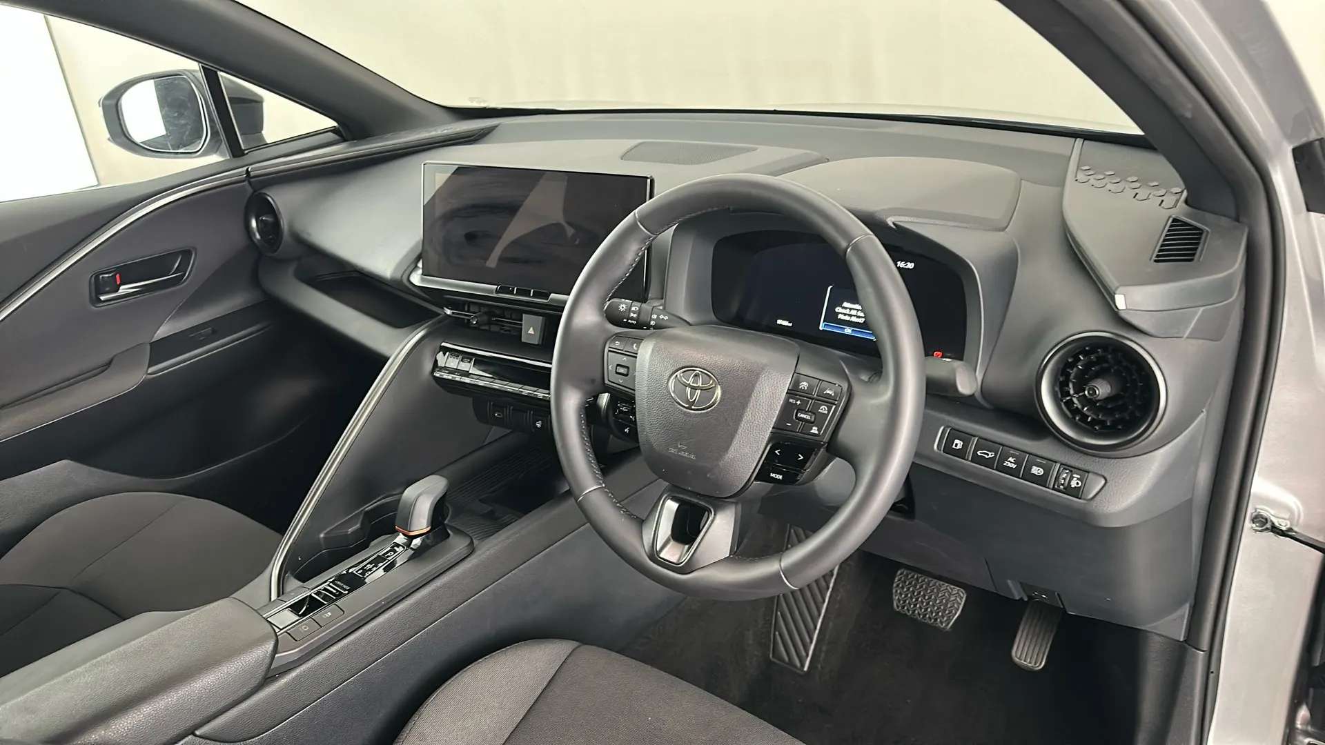 2025 TOYOTA C-HR 2025 TOYOTA C-HR