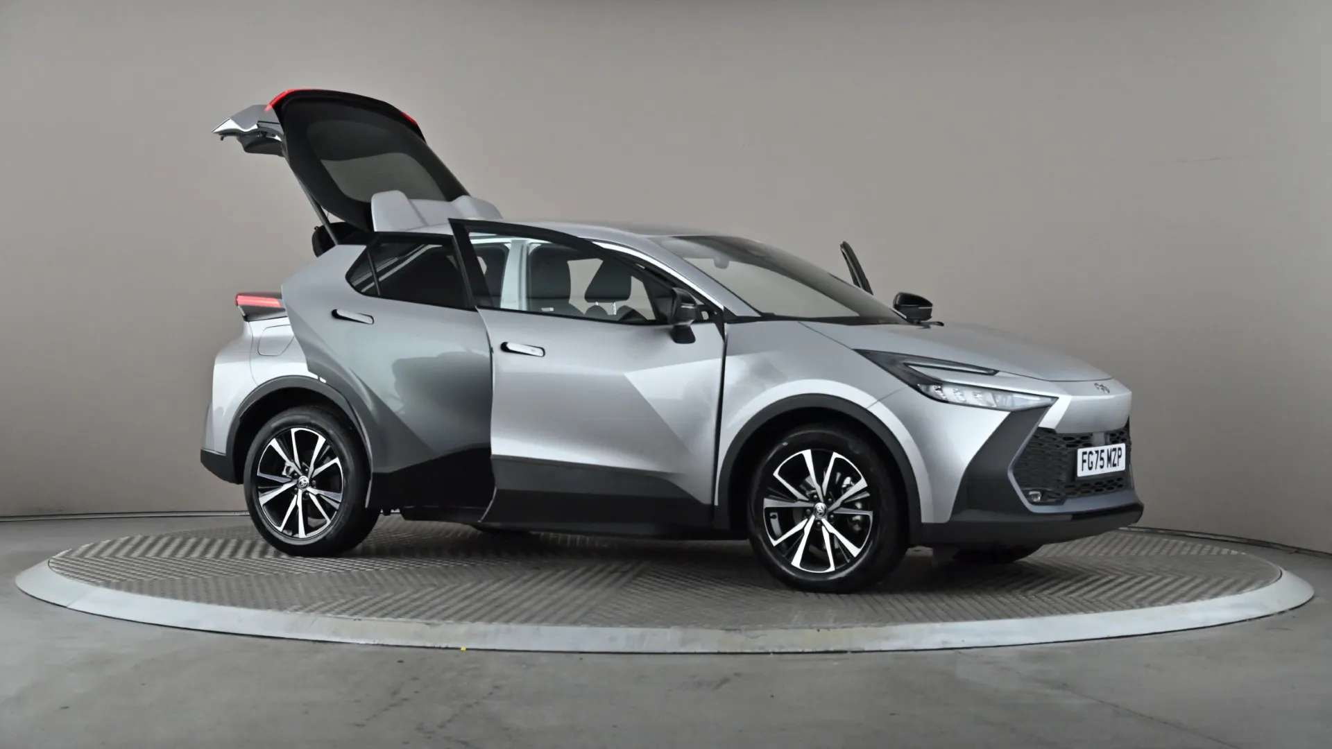 2025 TOYOTA C-HR 2025 TOYOTA C-HR