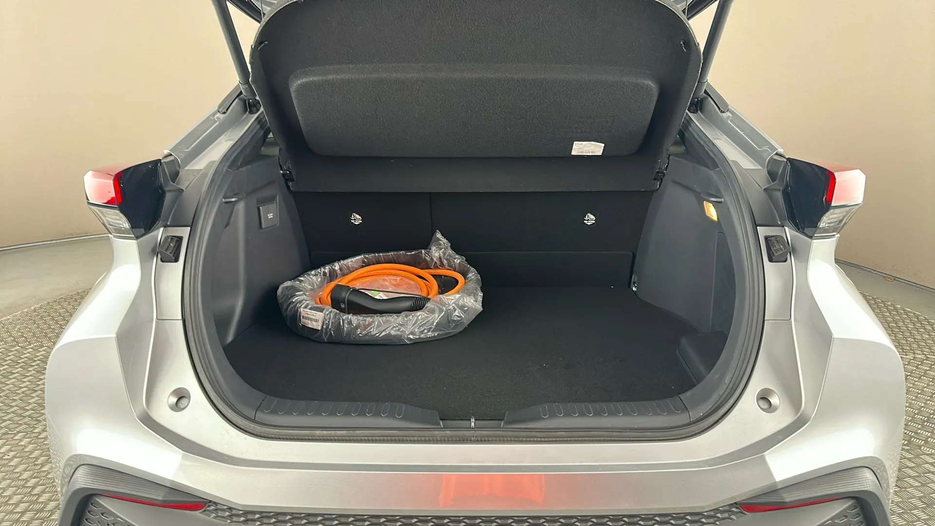 2025 TOYOTA C-HR 2025 TOYOTA C-HR