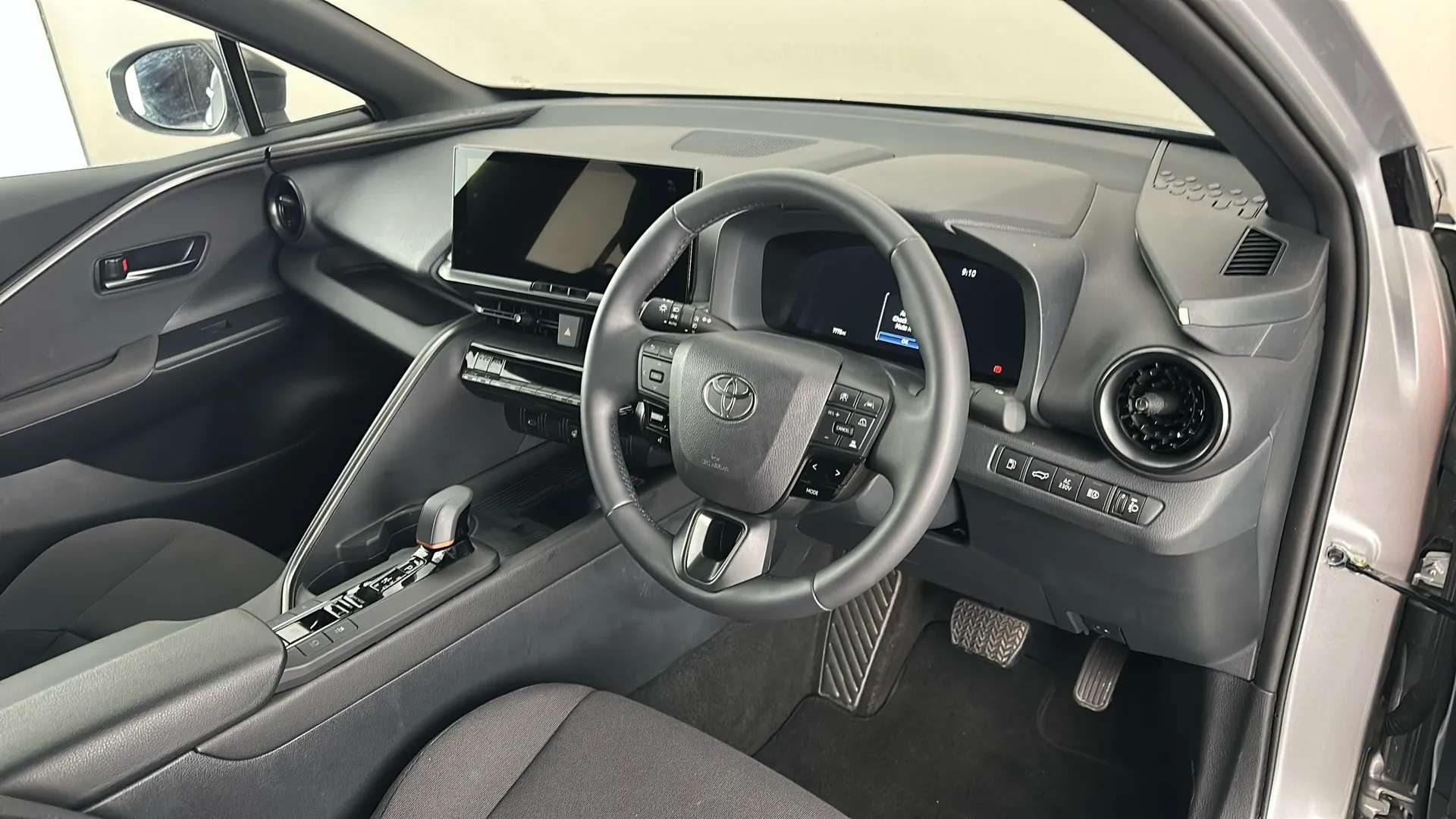 2025 TOYOTA C-HR 2025 TOYOTA C-HR