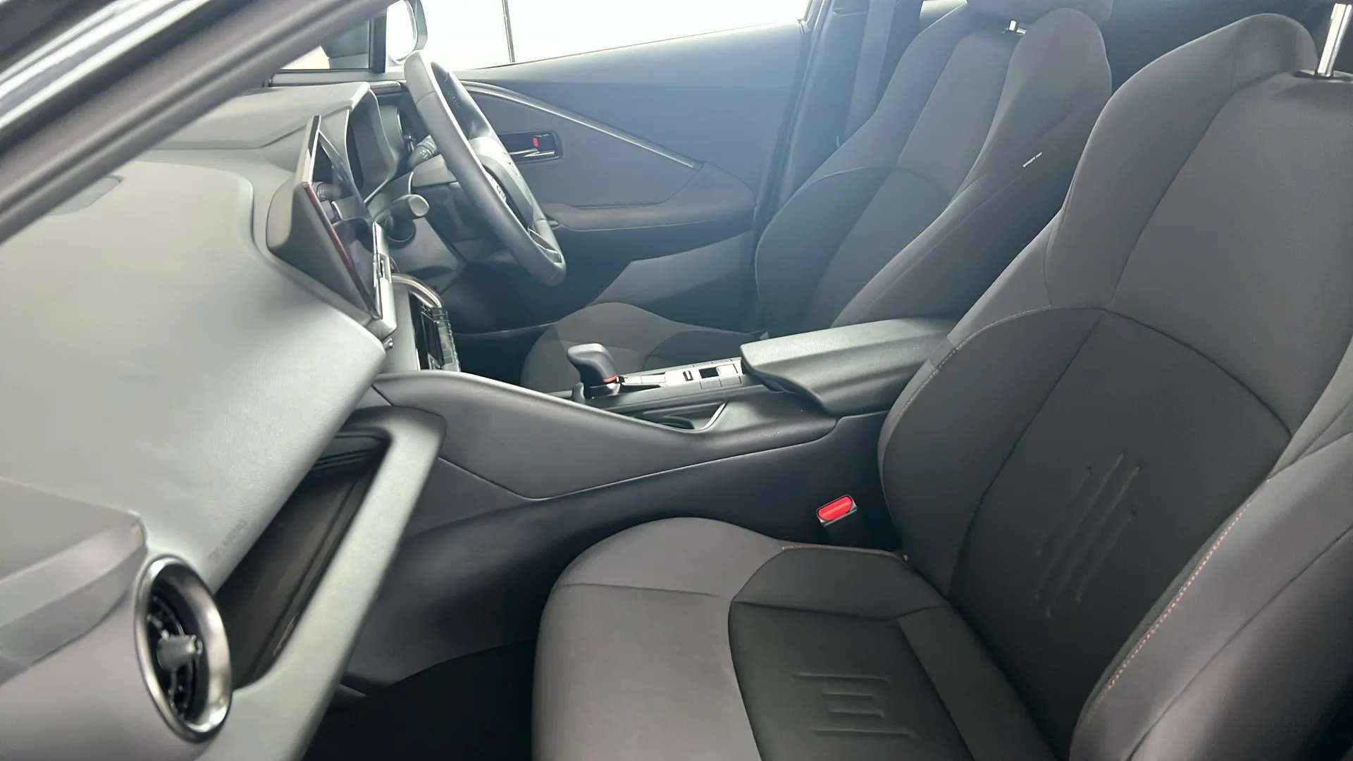 2024 TOYOTA C-HR 2024 TOYOTA C-HR