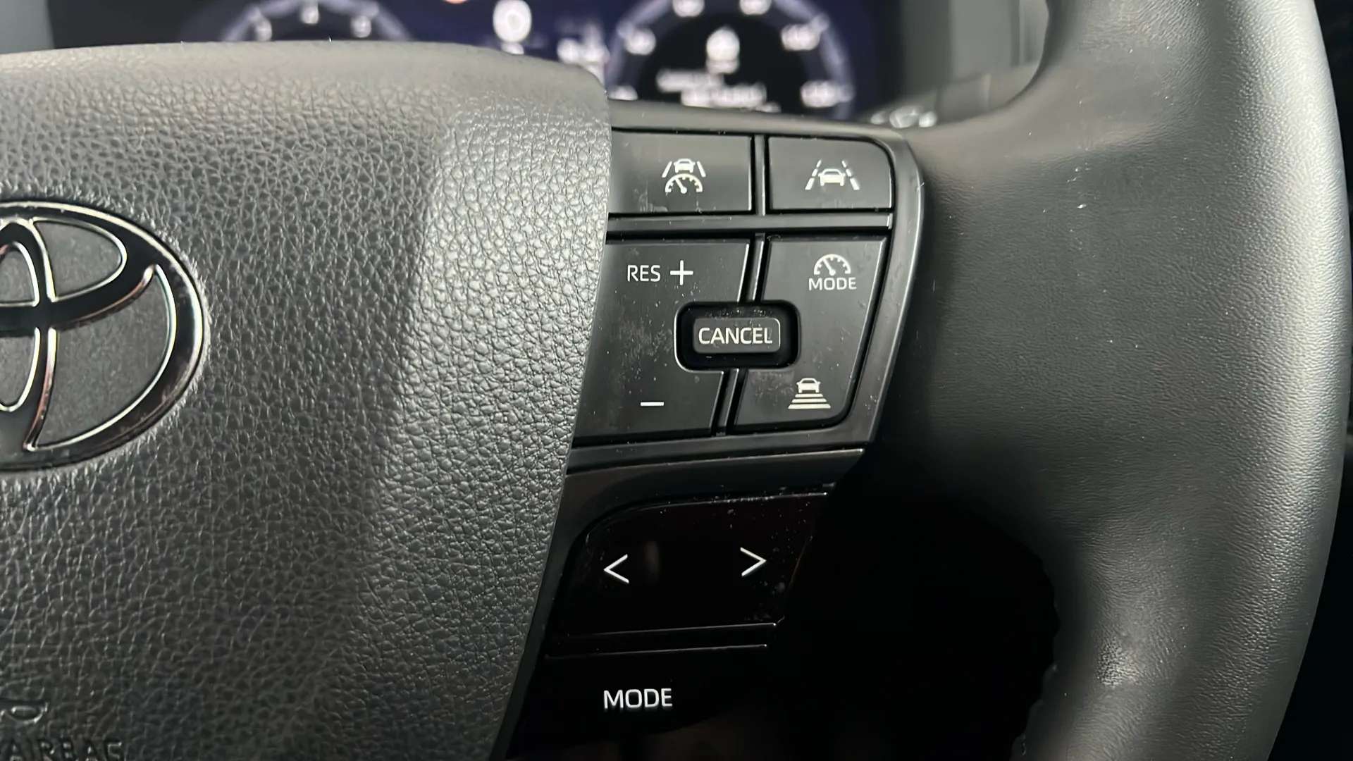 2024 TOYOTA C-HR 2024 TOYOTA C-HR