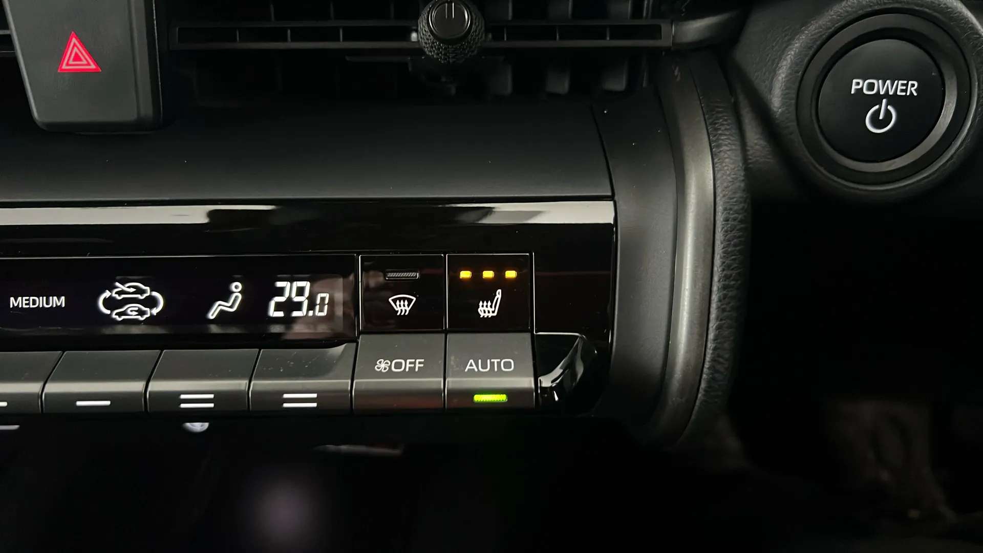 2024 TOYOTA C-HR 2024 TOYOTA C-HR