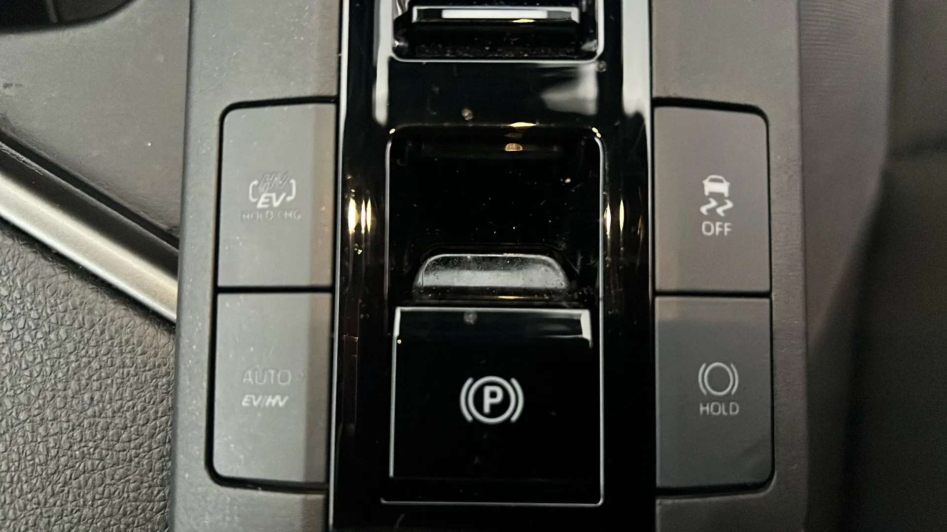 2024 TOYOTA C-HR 2024 TOYOTA C-HR