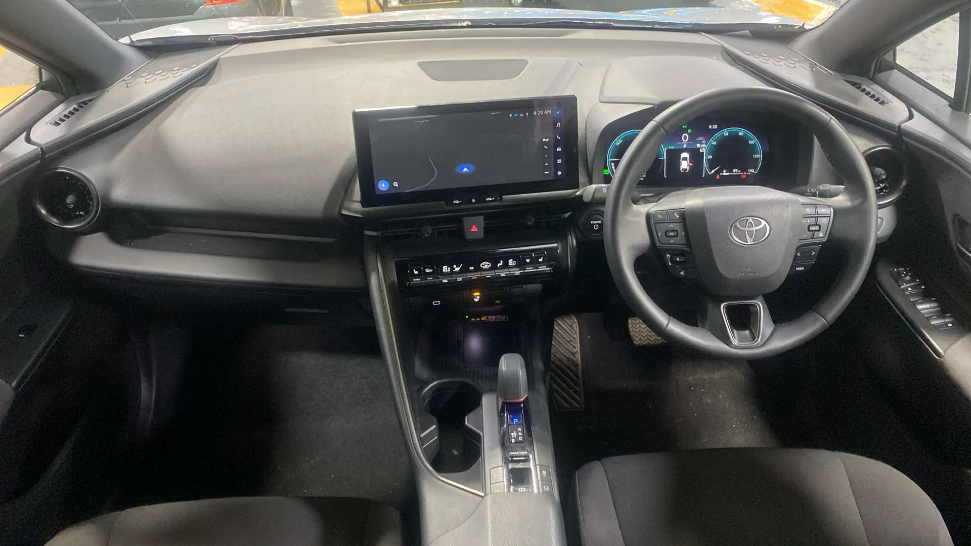 A 2024 TOYOTA C-HR 2.0 PHEV Design CVT A 2024 TOYOTA C-HR 2.0 PHEV Design CVT