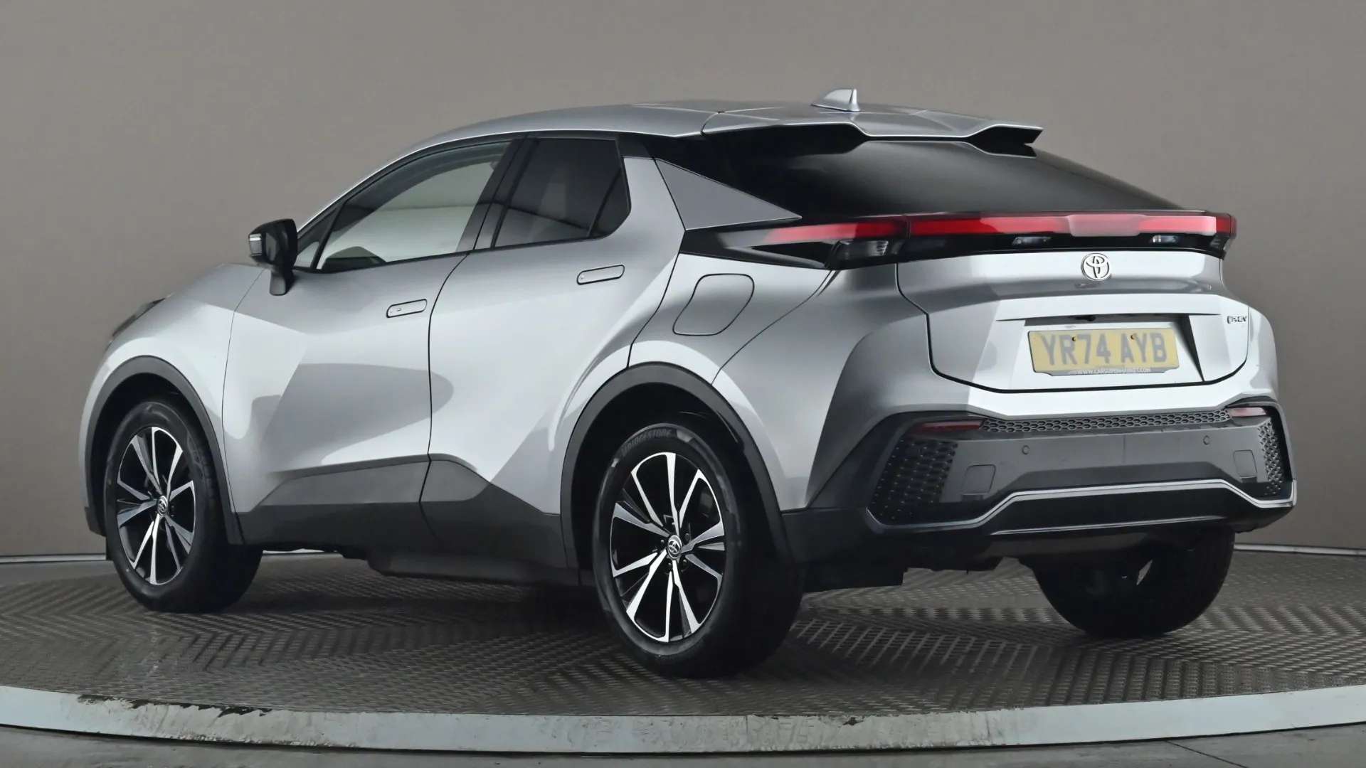 2024 TOYOTA C-HR 2024 TOYOTA C-HR