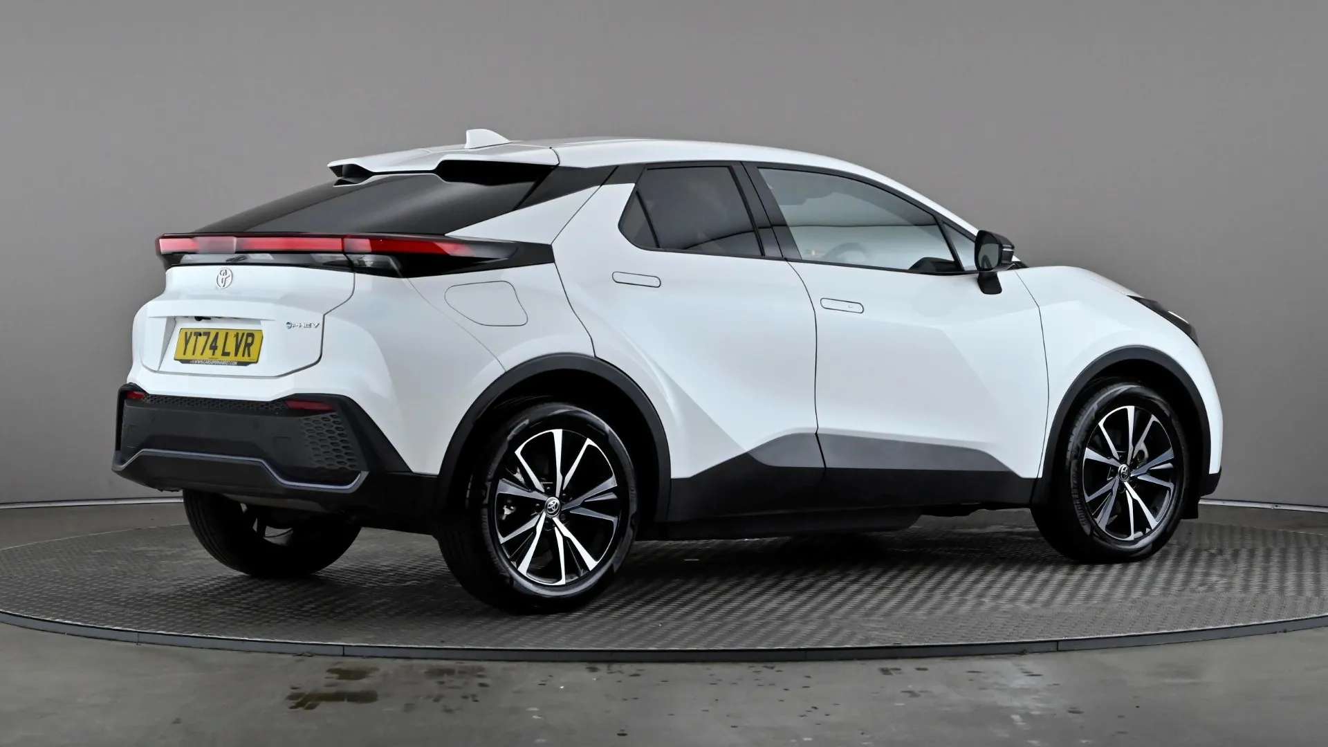 2024 TOYOTA C-HR 2024 TOYOTA C-HR