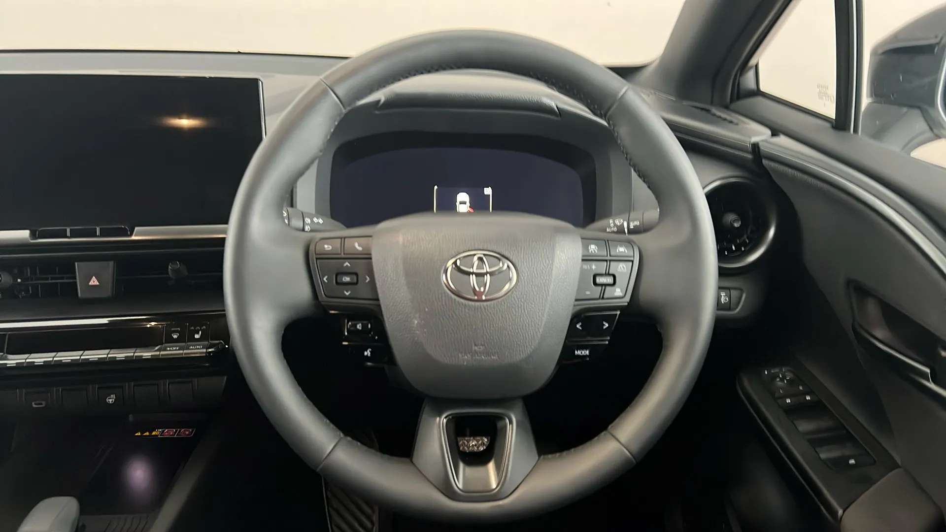 2024 TOYOTA C-HR 2024 TOYOTA C-HR